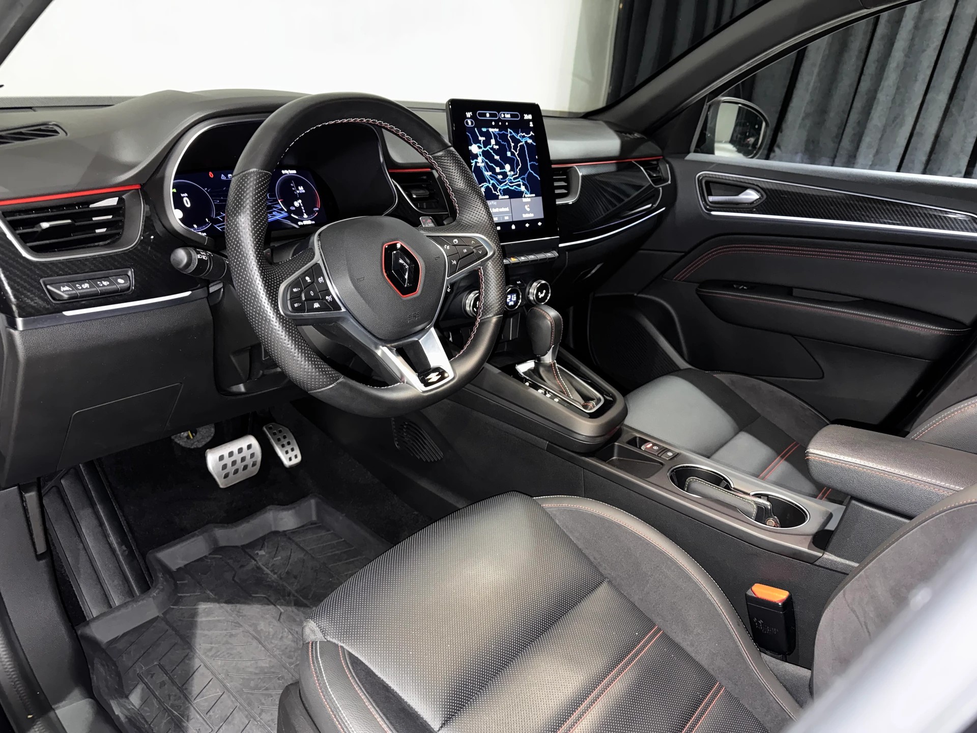 RENAULT Arkana 1.3 TCe R.S. Line EDC-image-12