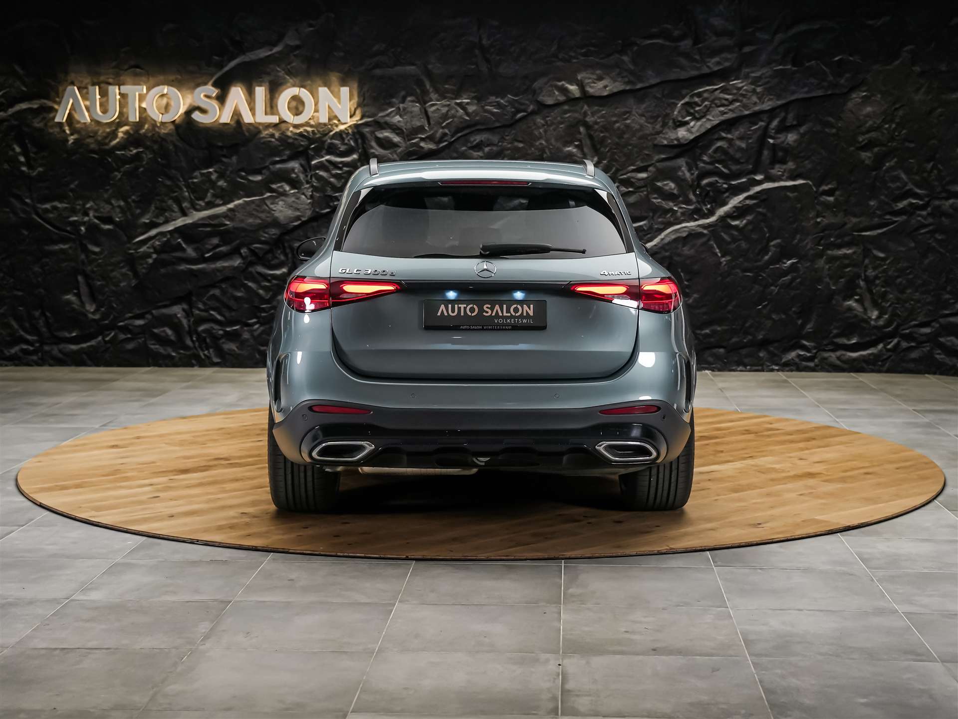 MERCEDES-BENZ GLC 300 d 4Matic AMG Line 9G-Tronic *21" Felgen*Digital Light*AHK*-showroom-element-3