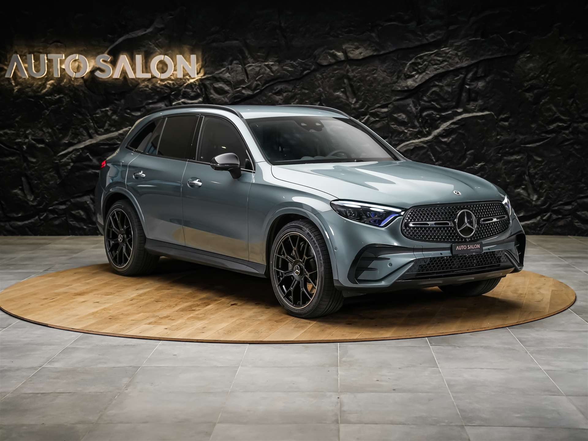 MERCEDES-BENZ GLC 300 d 4Matic AMG Line 9G-Tronic *21" Felgen*Digital Light*AHK*-image-5