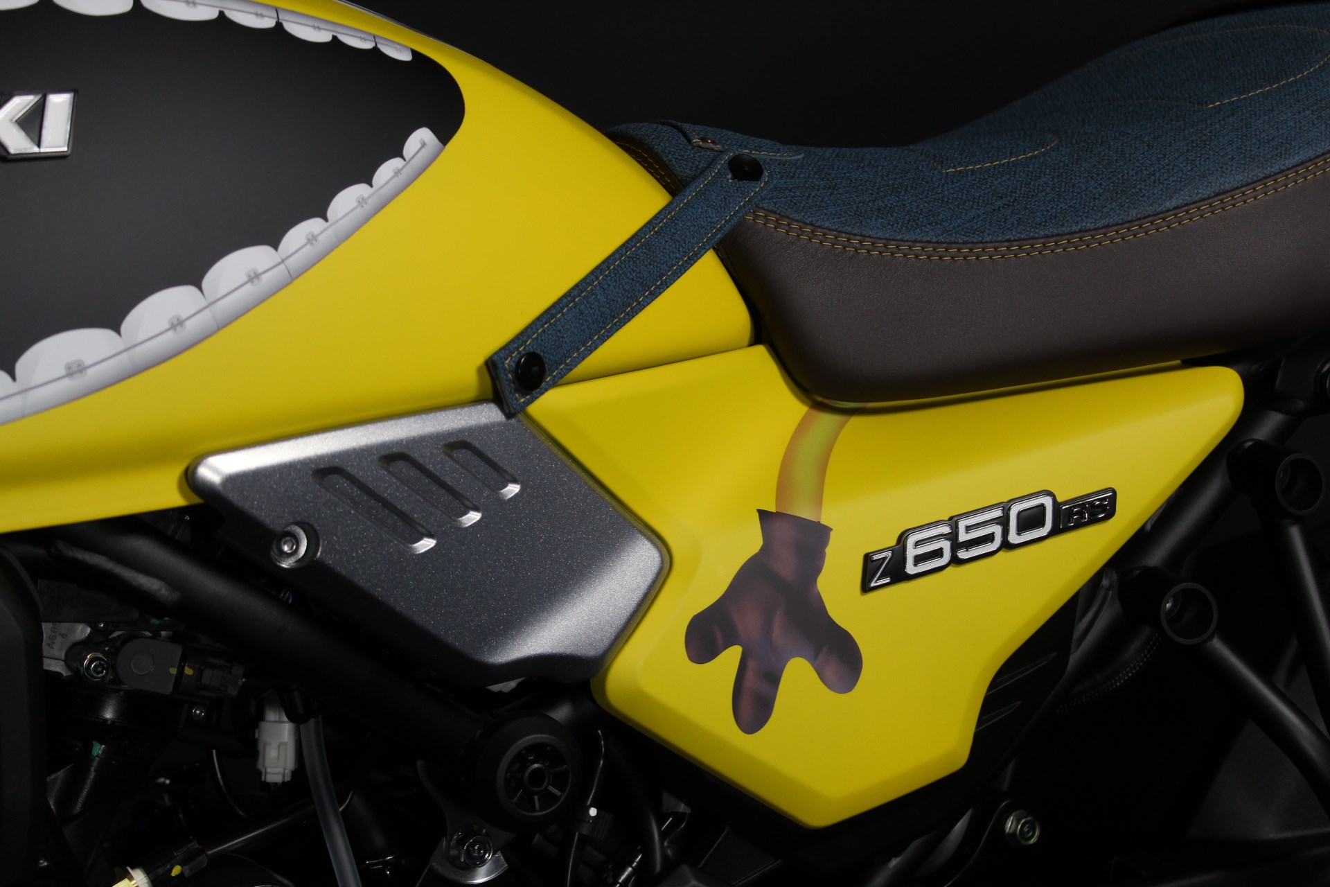 KAWASAKI Z 650 RS (50/35 KW) *Minions*-image-7