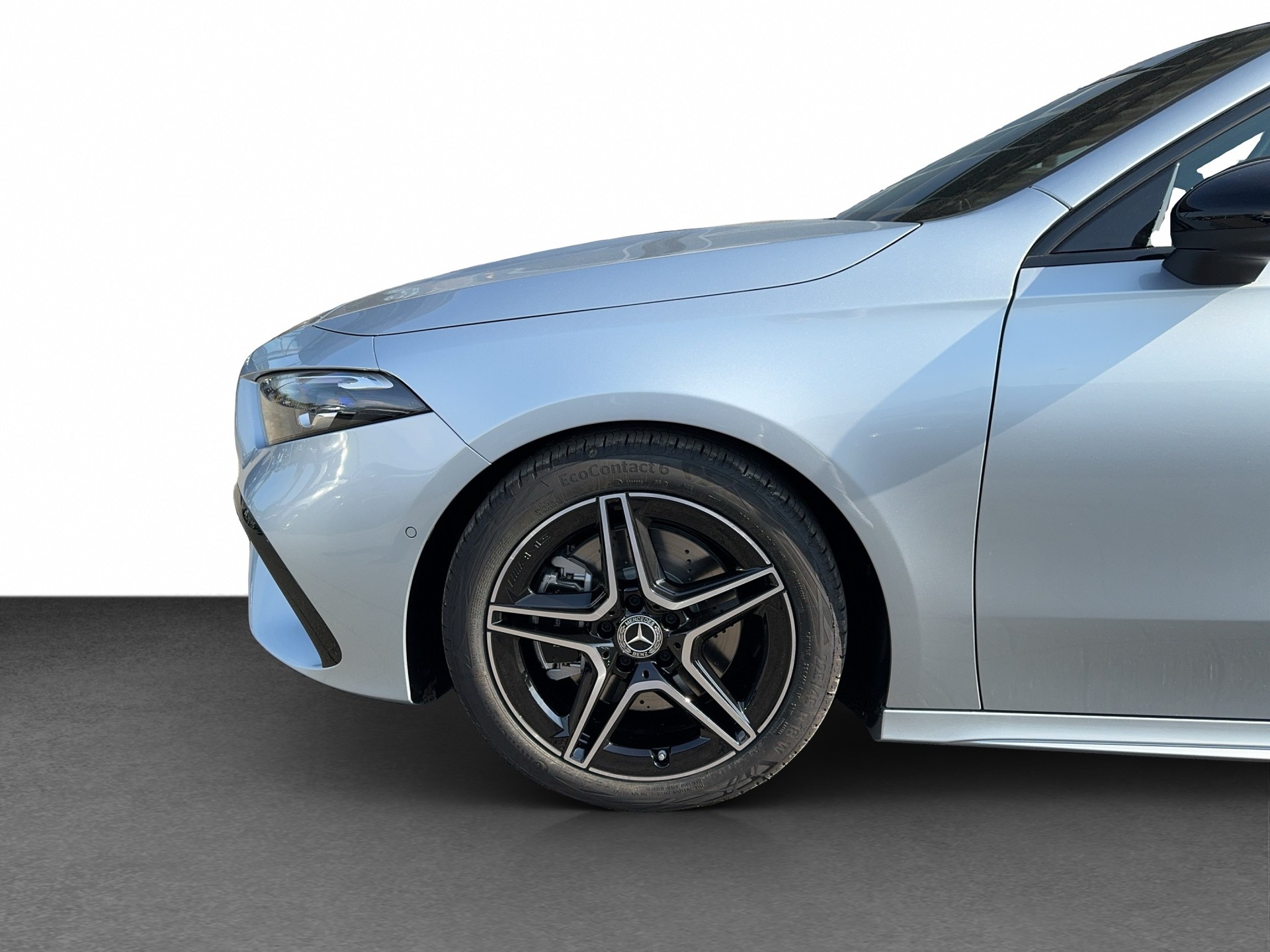 MERCEDES-BENZ A 220 4Matic 8G-DCT-image-12
