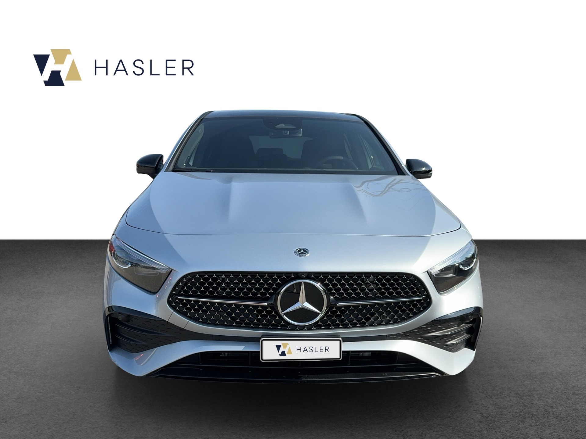 MERCEDES-BENZ A 220 4Matic 8G-DCT-showroom-element-1
