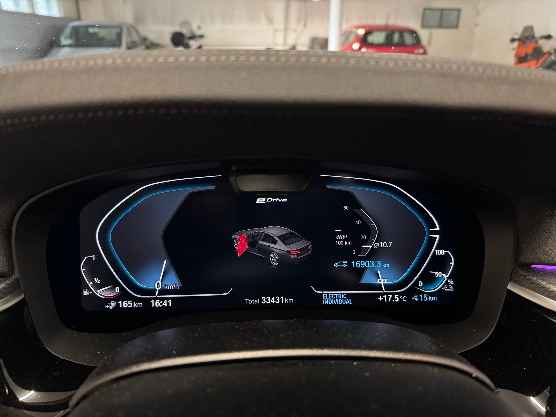 BMW 545e xDrive M Sport Pro Steptronic-image-4