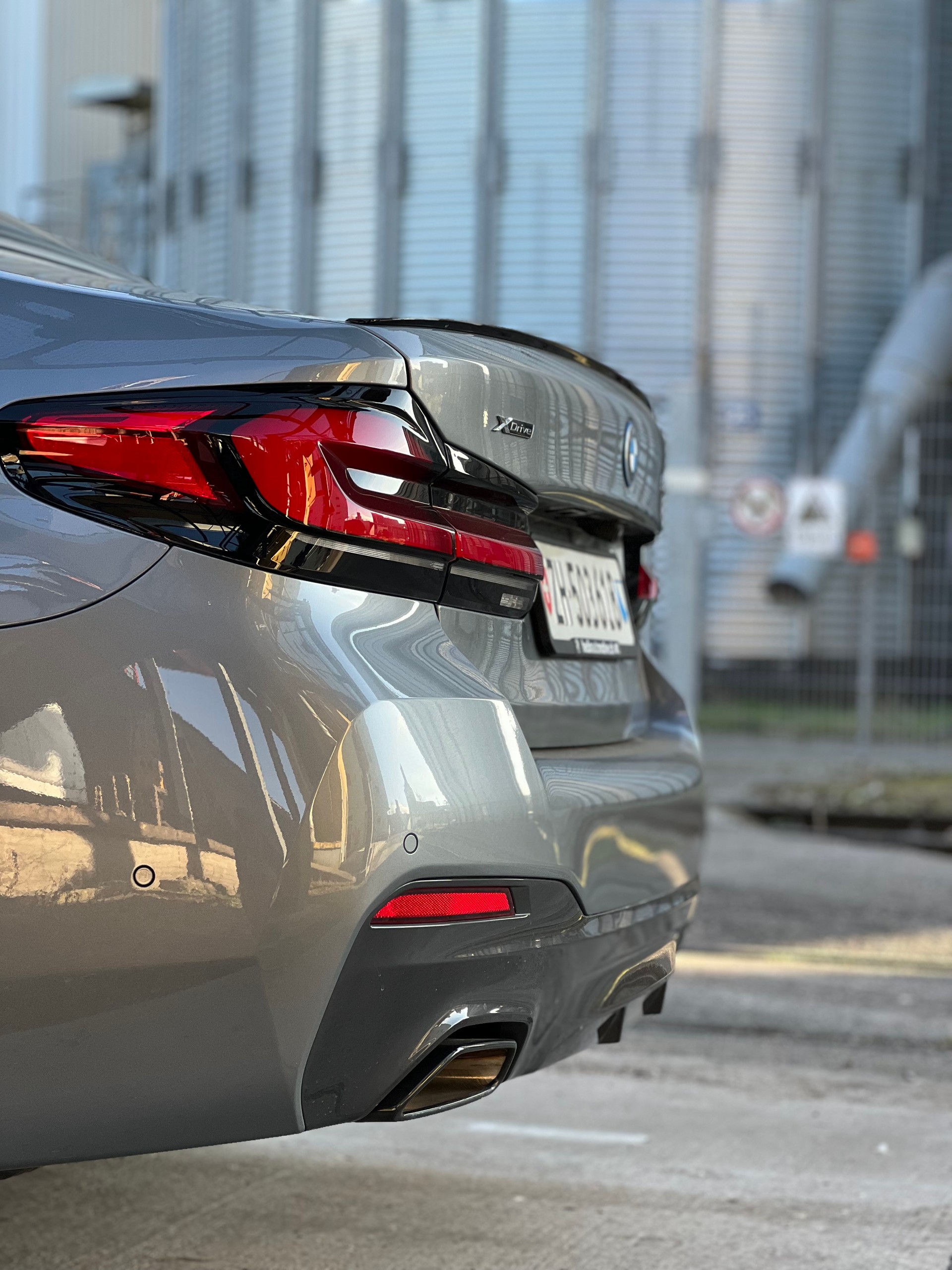BMW 545e xDrive M Sport Pro Steptronic-image-10