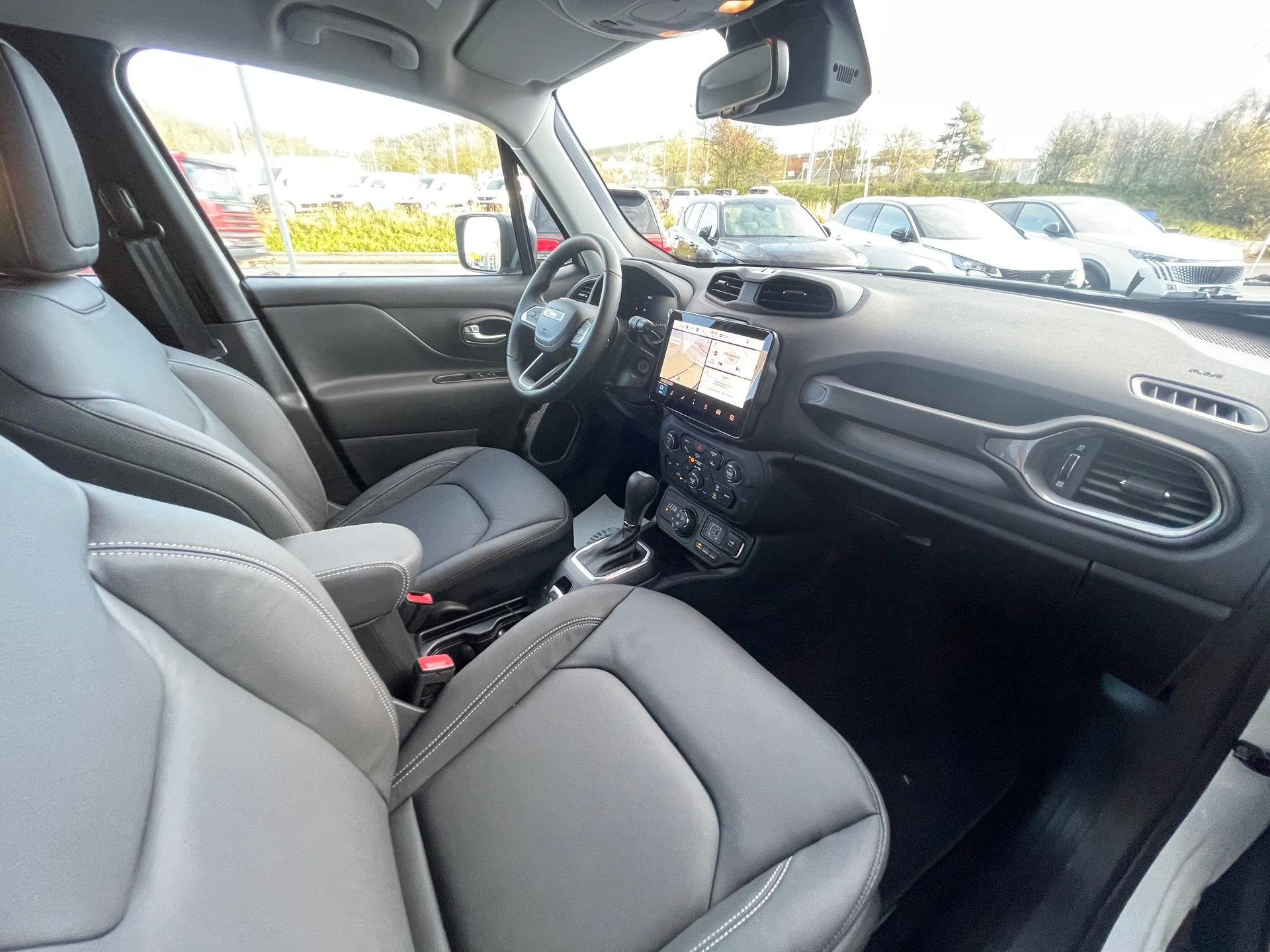 JEEP Renegade 1.3 T PHEV Summit AWD-image-8