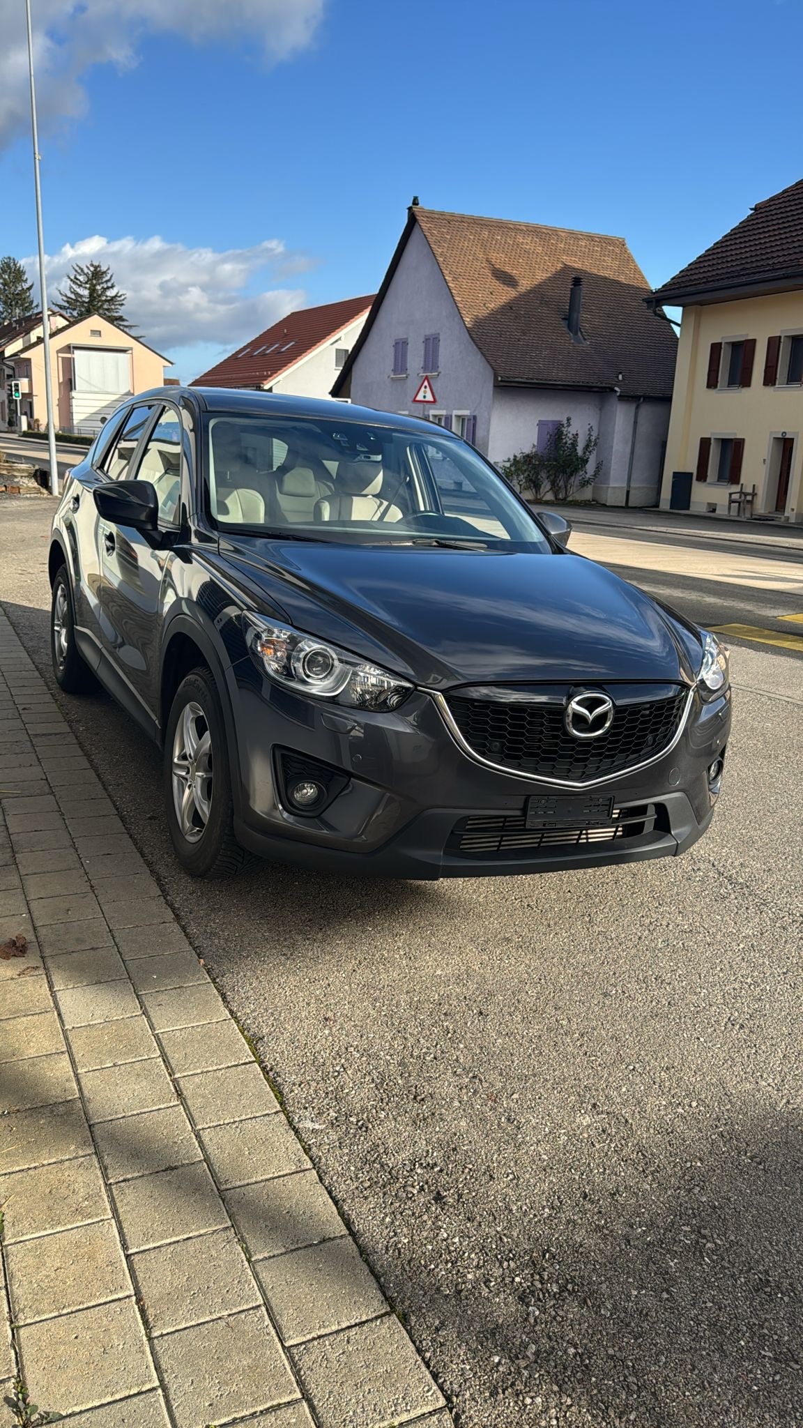 MAZDA CX-5 2.2 D HP Revolution AWD Automatic-image-2