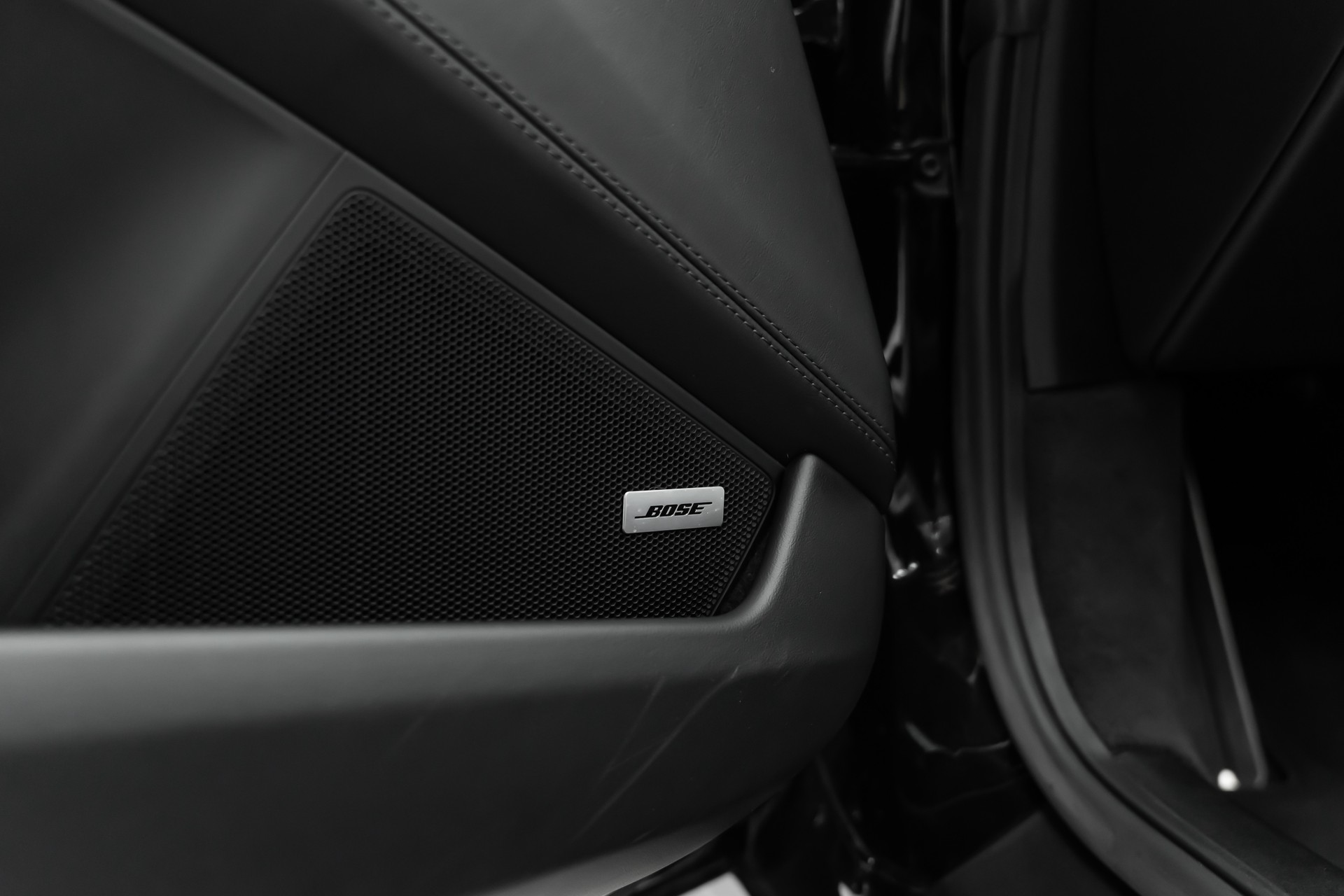 PORSCHE 911 Carrera 4S Cabriolet PDK-image-16