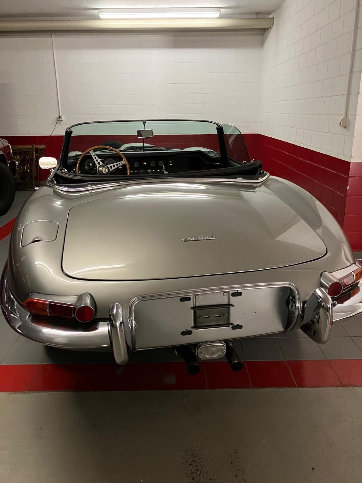 JAGUAR E-image-1