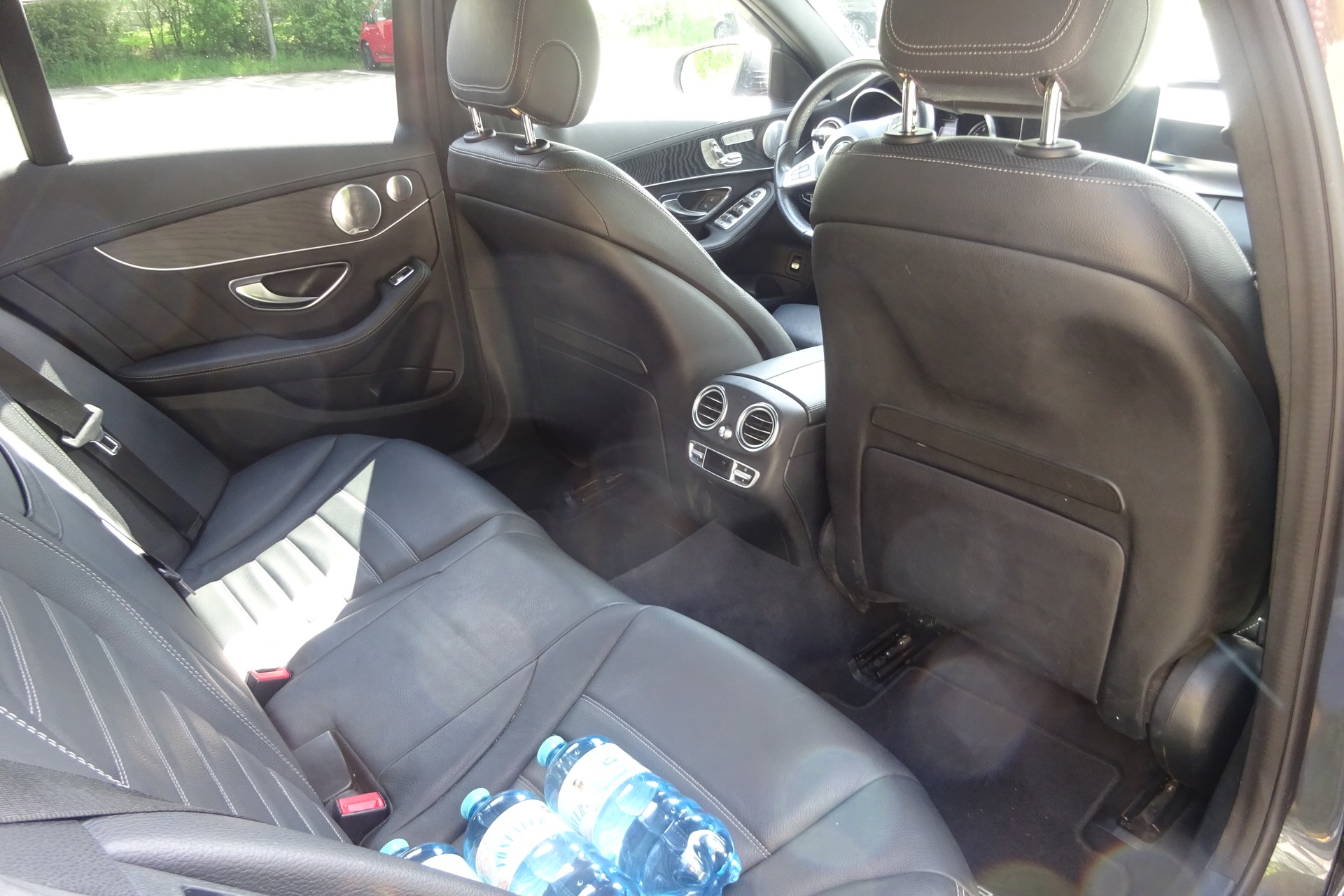 MERCEDES-BENZ C 350 e AMG Line 7G-Tronic-image-12