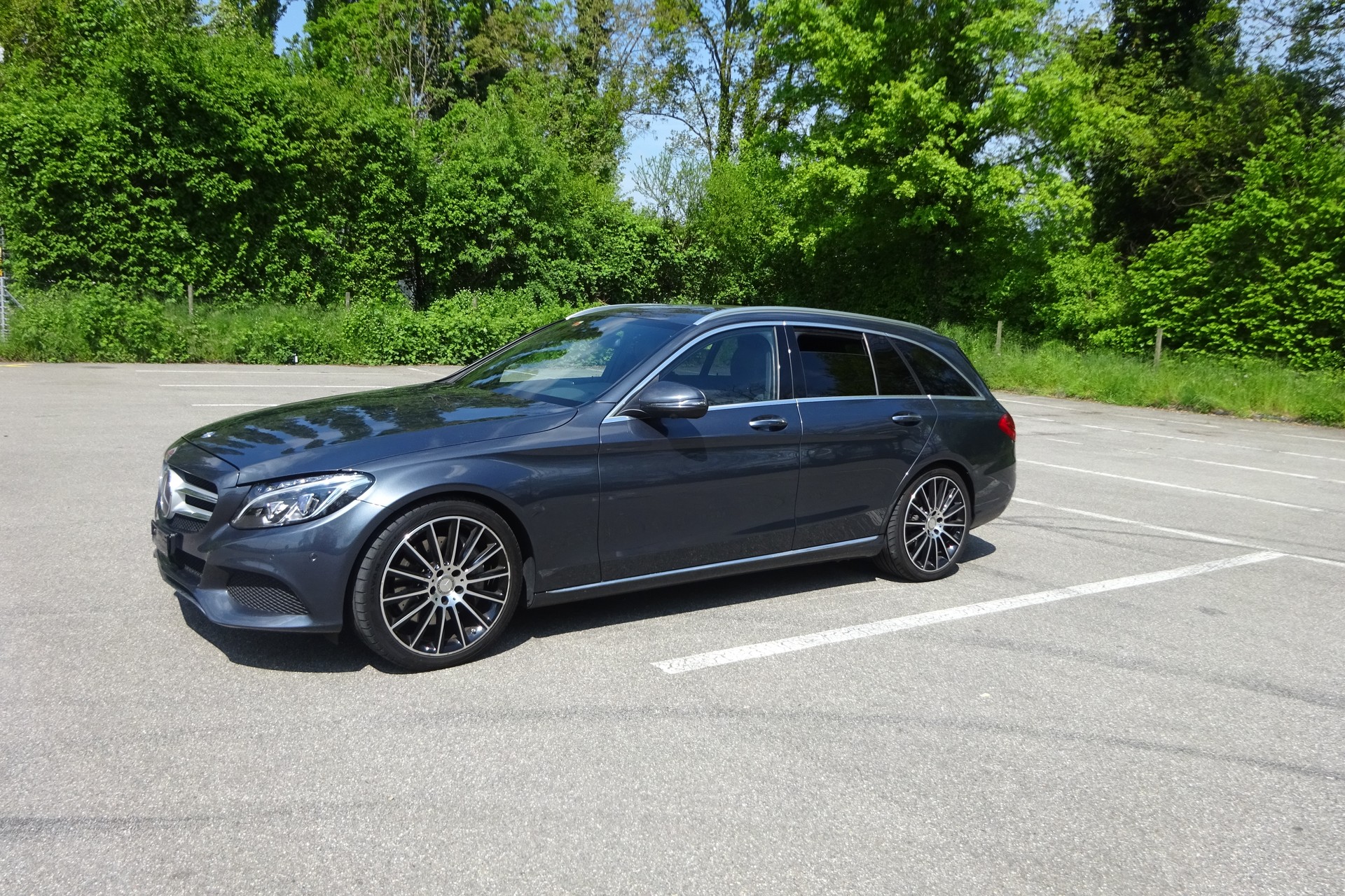 MERCEDES-BENZ C 350 e AMG Line 7G-Tronic-image-1