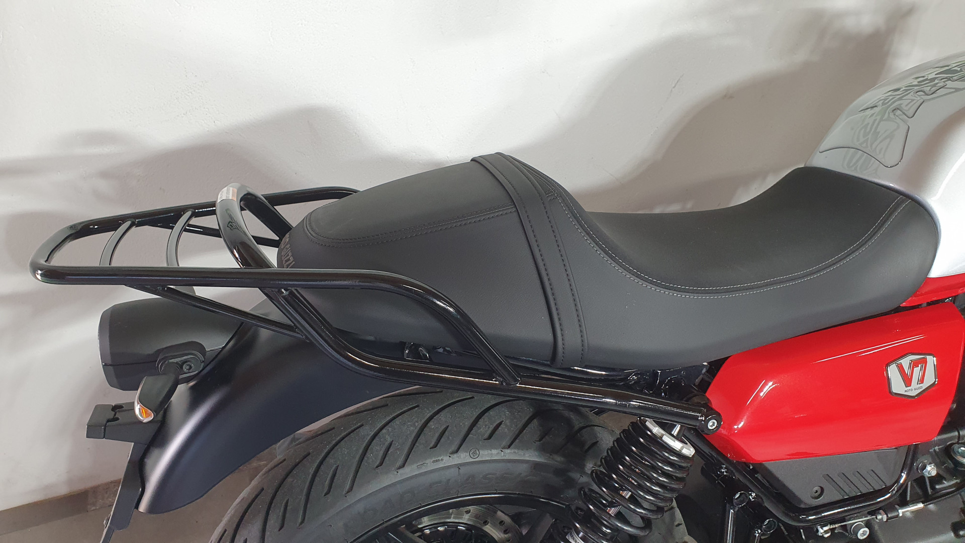 MOTO GUZZI V7 850 Stone Corsa-image-6