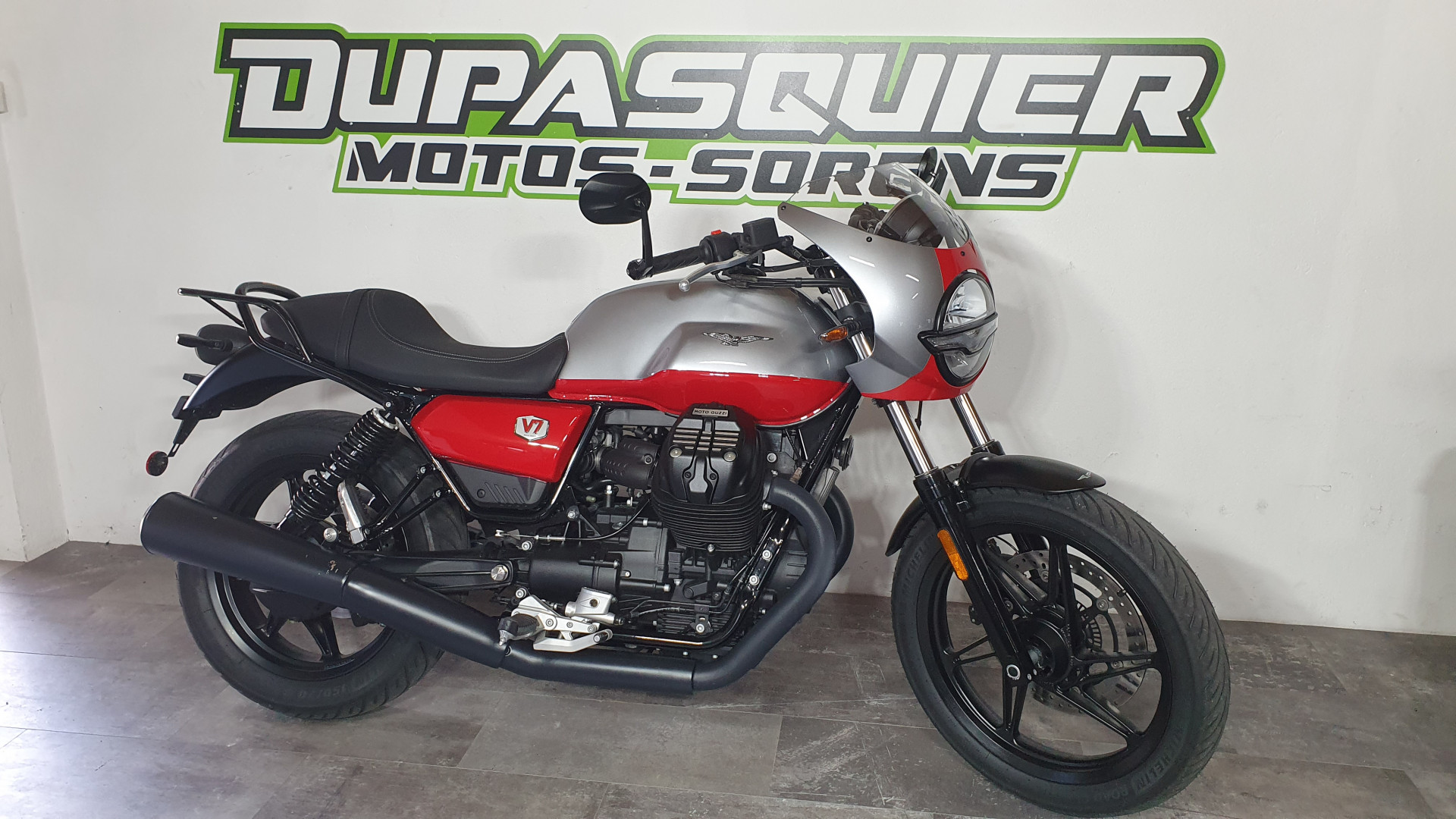 MOTO GUZZI V7 850 Stone Corsa-image-2