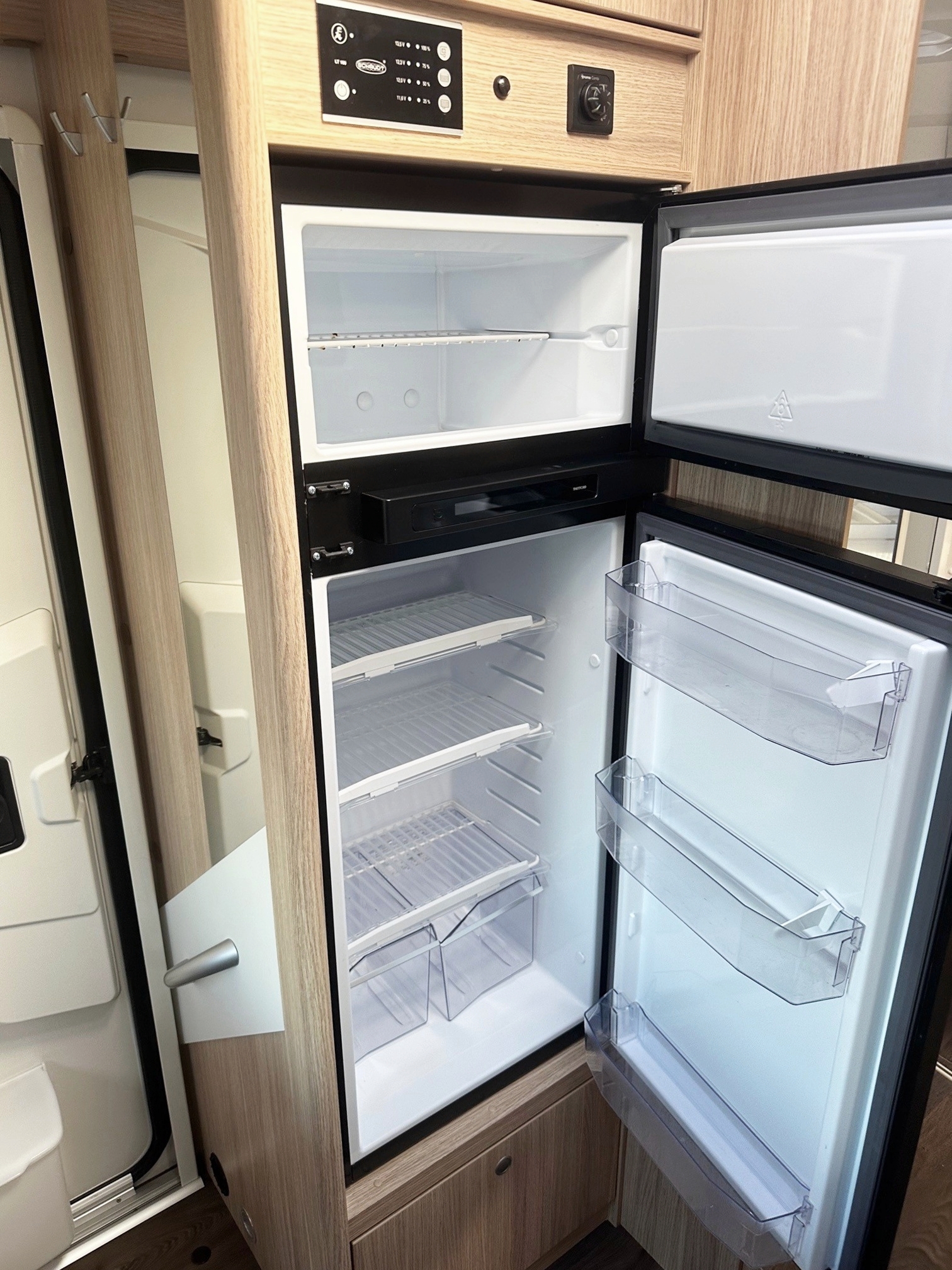 SUNLIGHT T69 LC 2,2 DIESEL 9G-AUTOMAT FIAT DUCATO MJ3 140-image-11