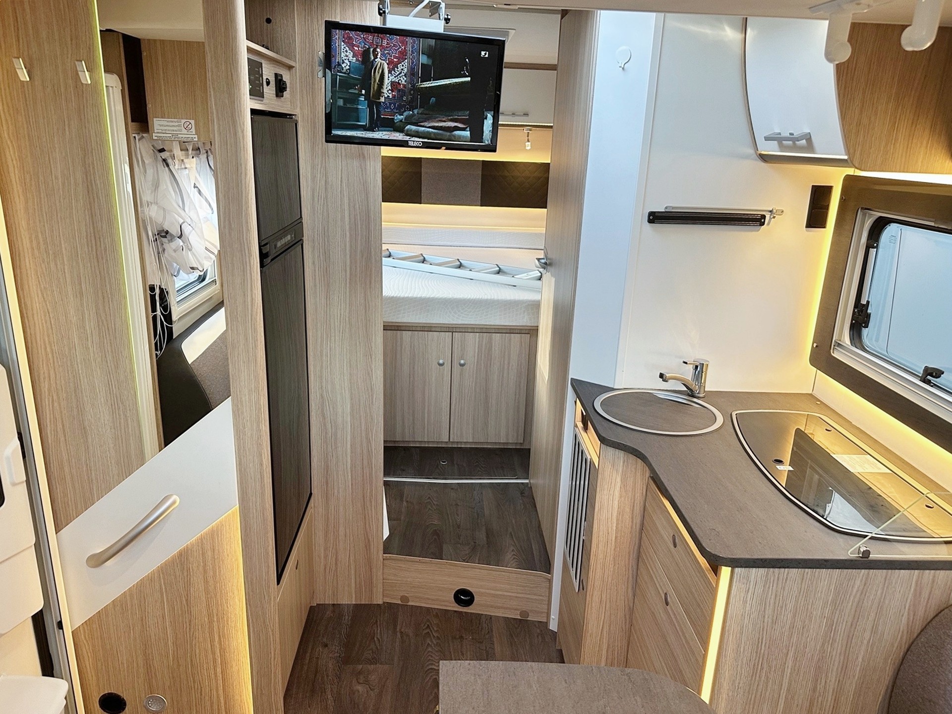 SUNLIGHT T69 LC 2,2 DIESEL 9G-AUTOMAT FIAT DUCATO MJ3 140-image-8