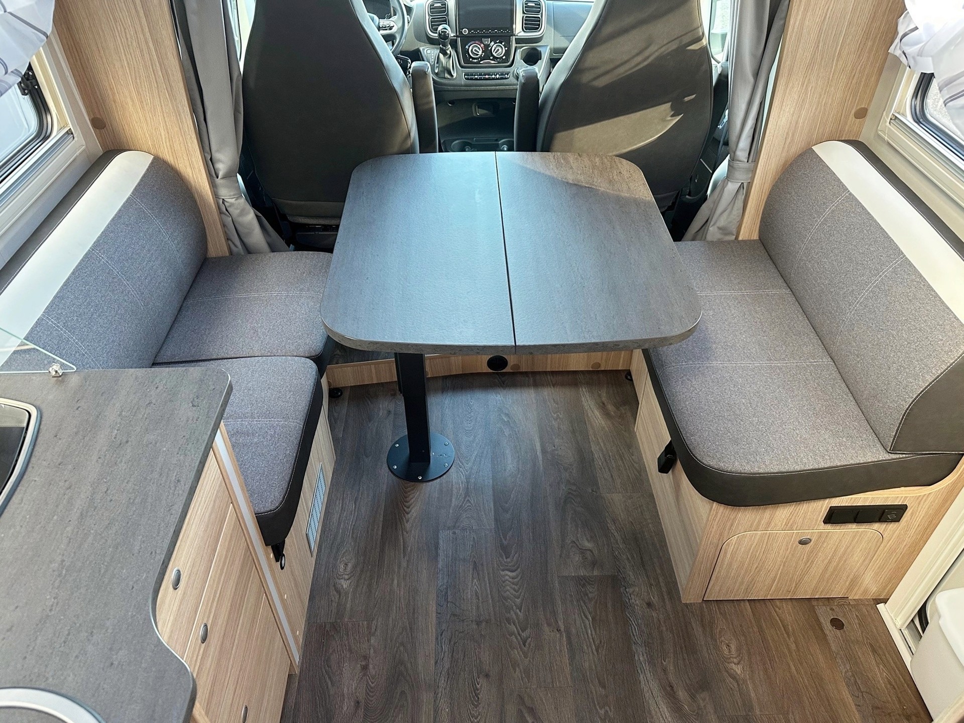 SUNLIGHT T69 LC 2,2 DIESEL 9G-AUTOMAT FIAT DUCATO MJ3 140-image-6