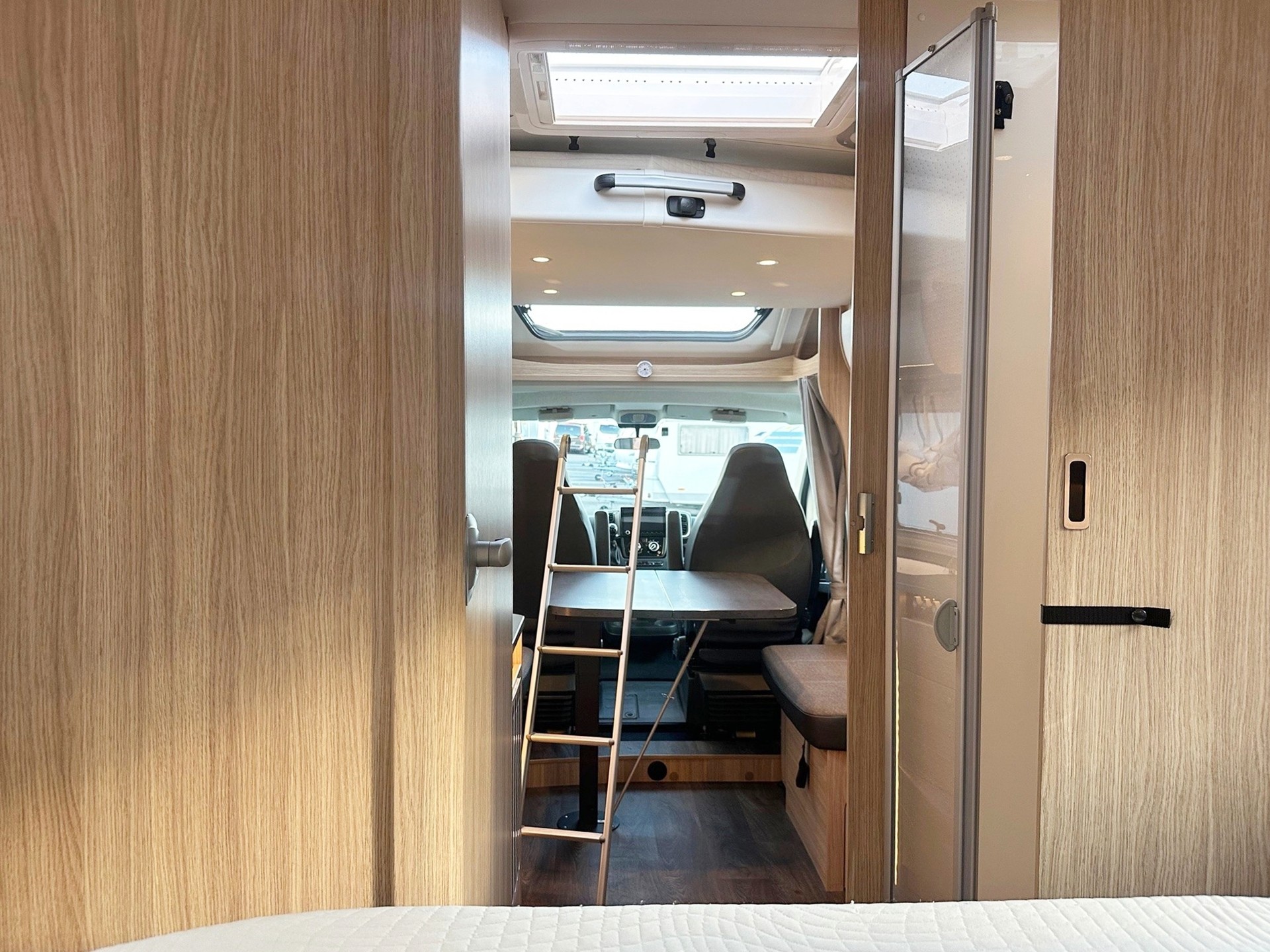 SUNLIGHT T69 LC 2,2 DIESEL 9G-AUTOMAT FIAT DUCATO MJ3 140-image-9