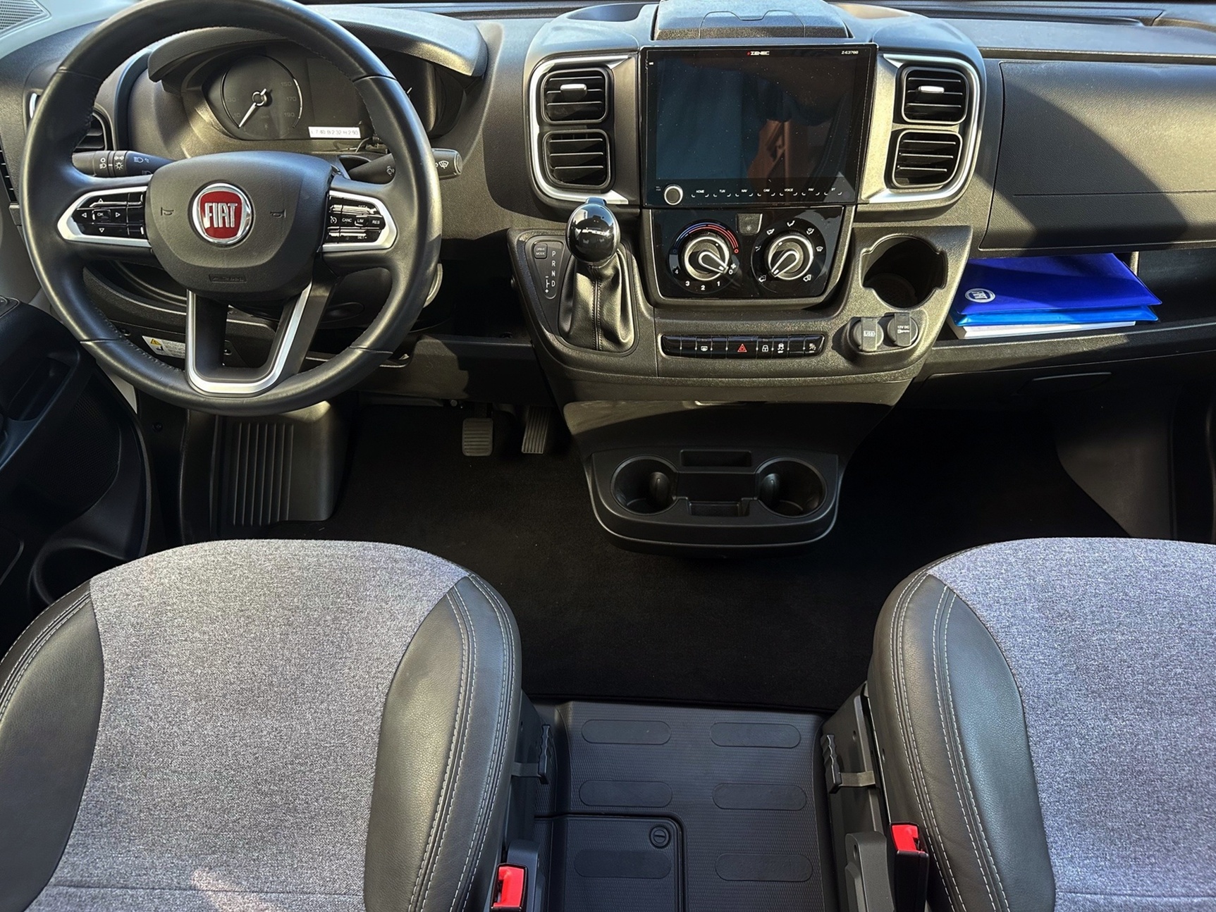 SUNLIGHT T69 LC 2,2 DIESEL 9G-AUTOMAT FIAT DUCATO MJ3 140-image-13