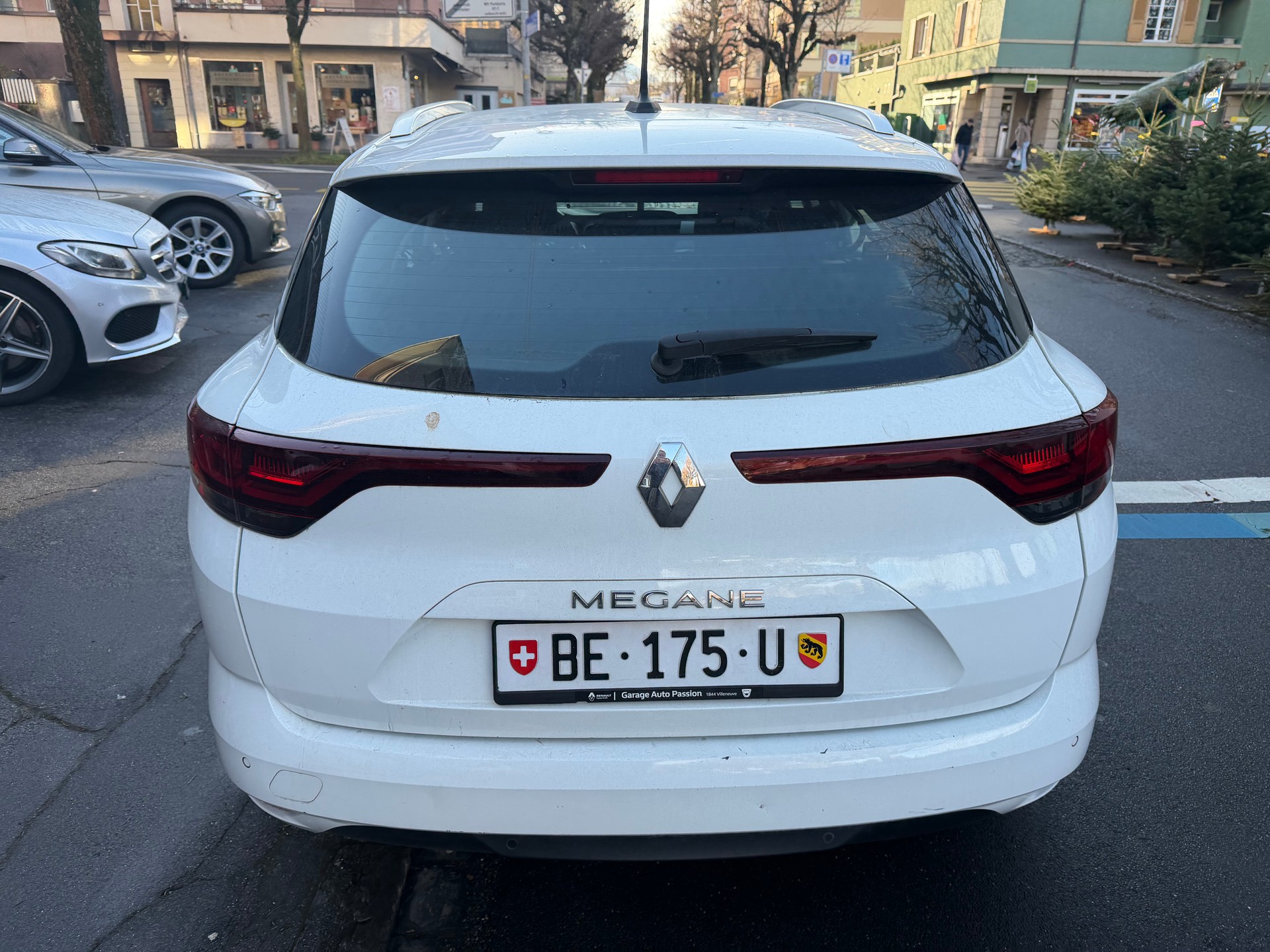 RENAULT Mégane Grandtour 1.5 dCi Business EDC-image-6