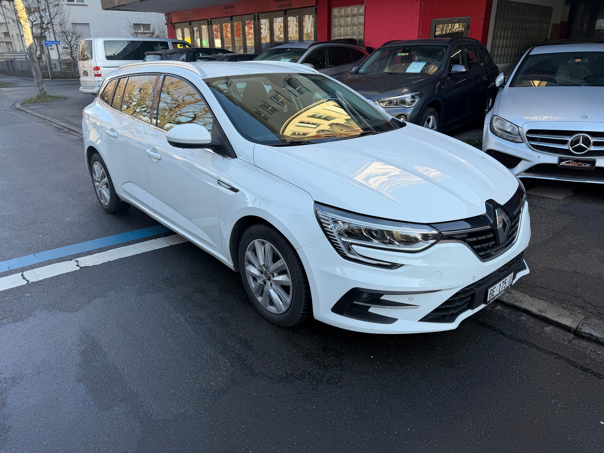 RENAULT Mégane Grandtour 1.5 dCi Business EDC-image-2