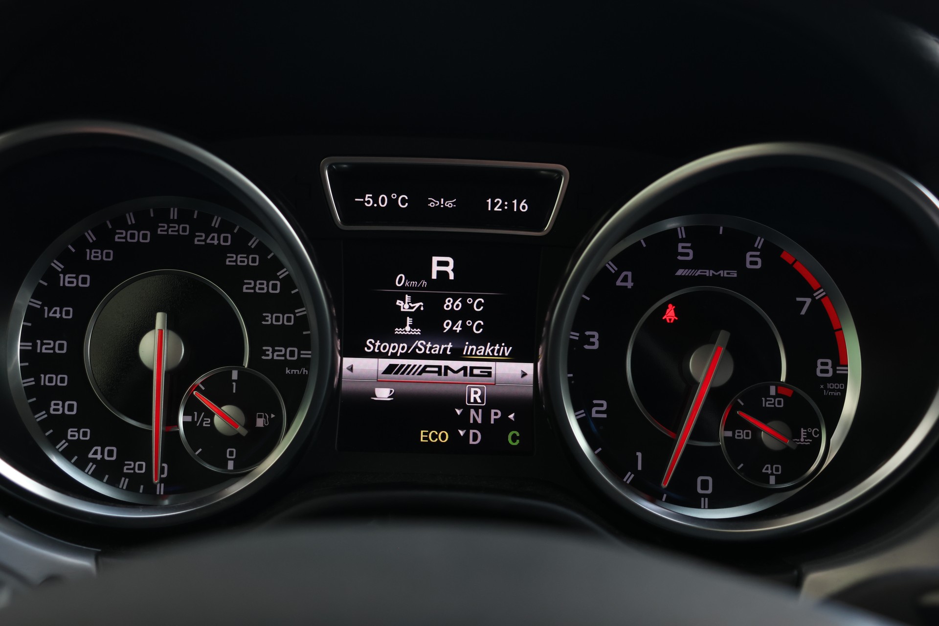 MERCEDES-BENZ ML 63 AMG Executive 4Matic Speedshift-image-23