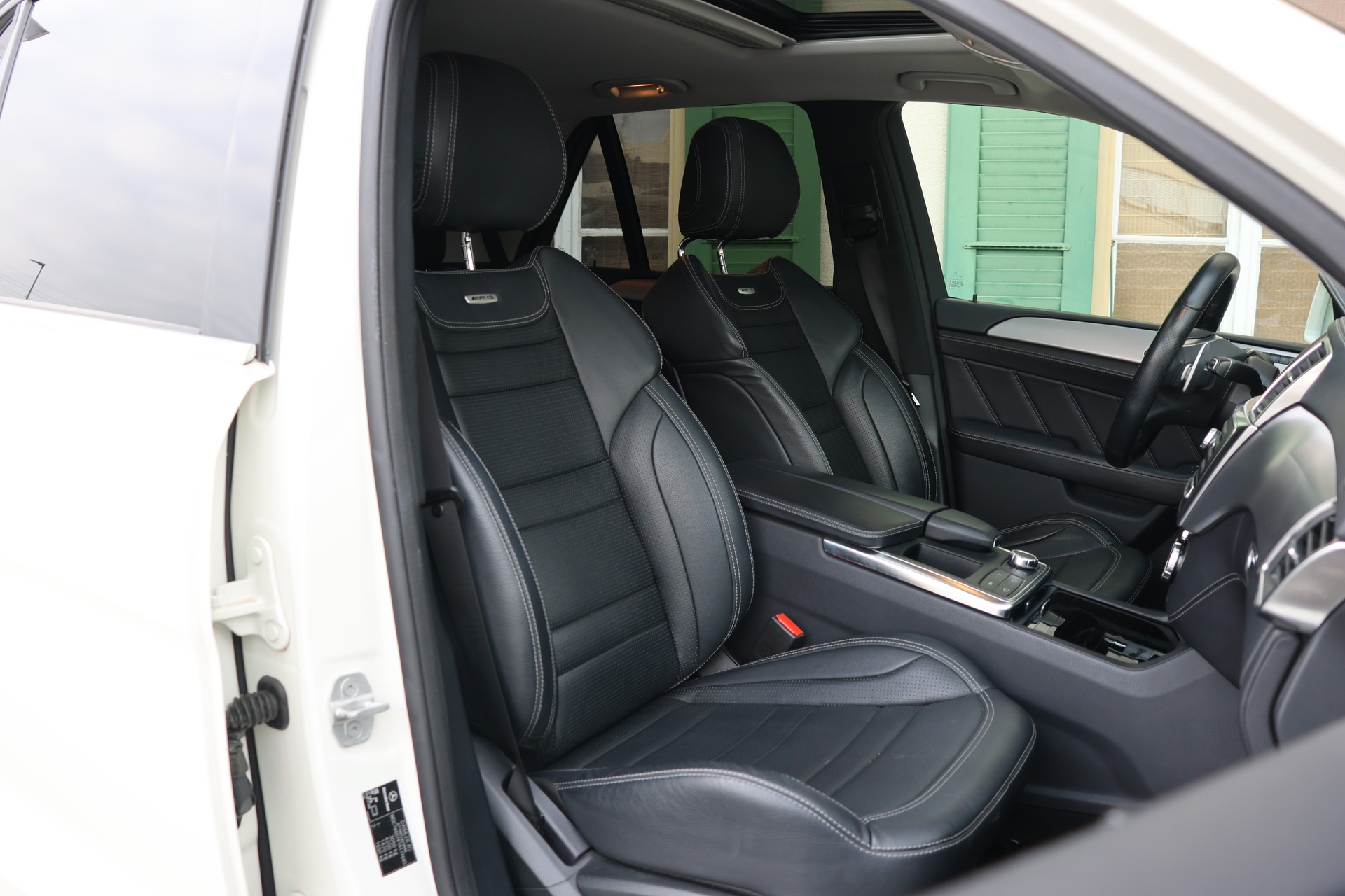MERCEDES-BENZ ML 63 AMG Executive 4Matic Speedshift-image-9