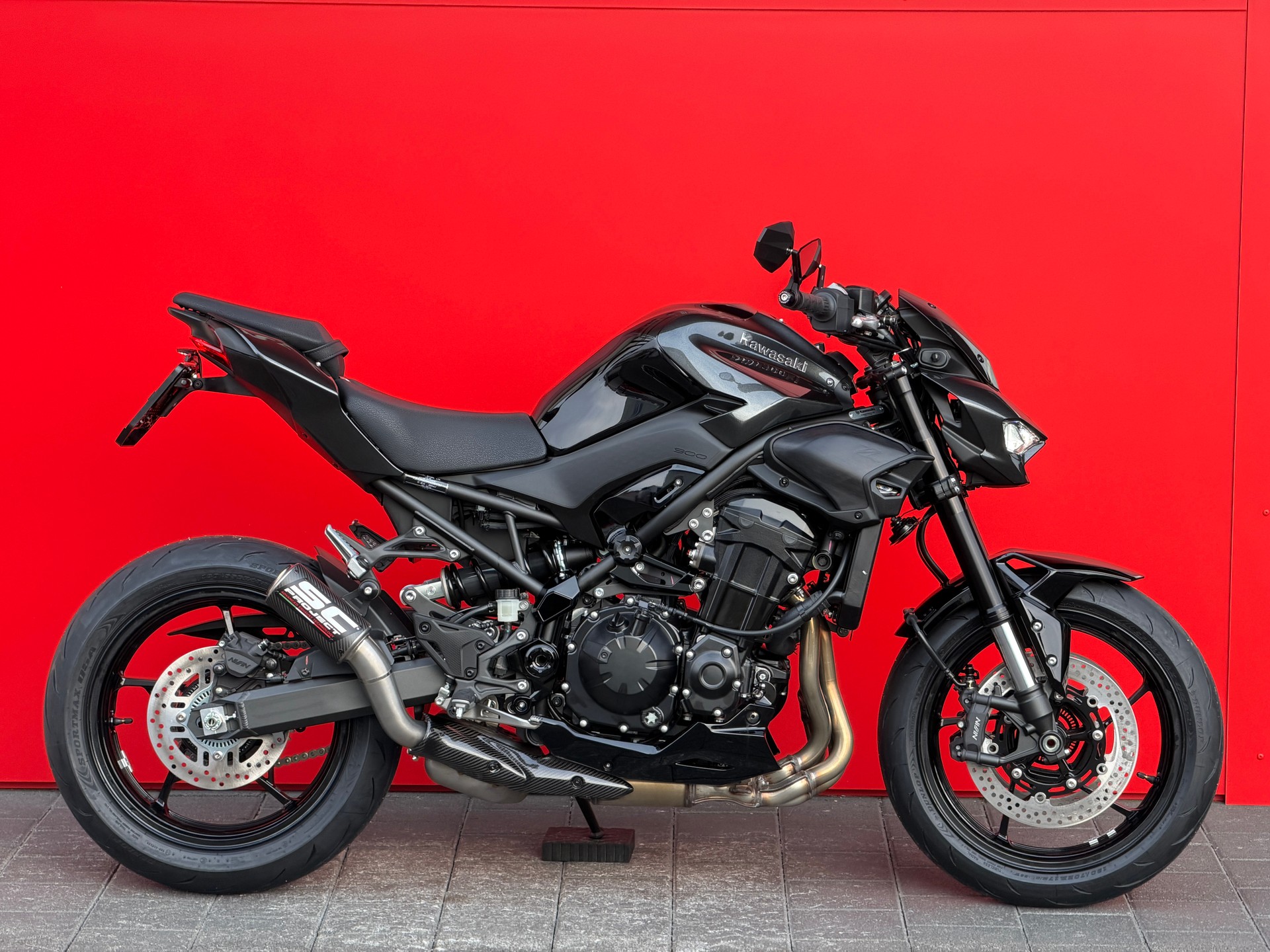 KAWASAKI Z 900-image-1