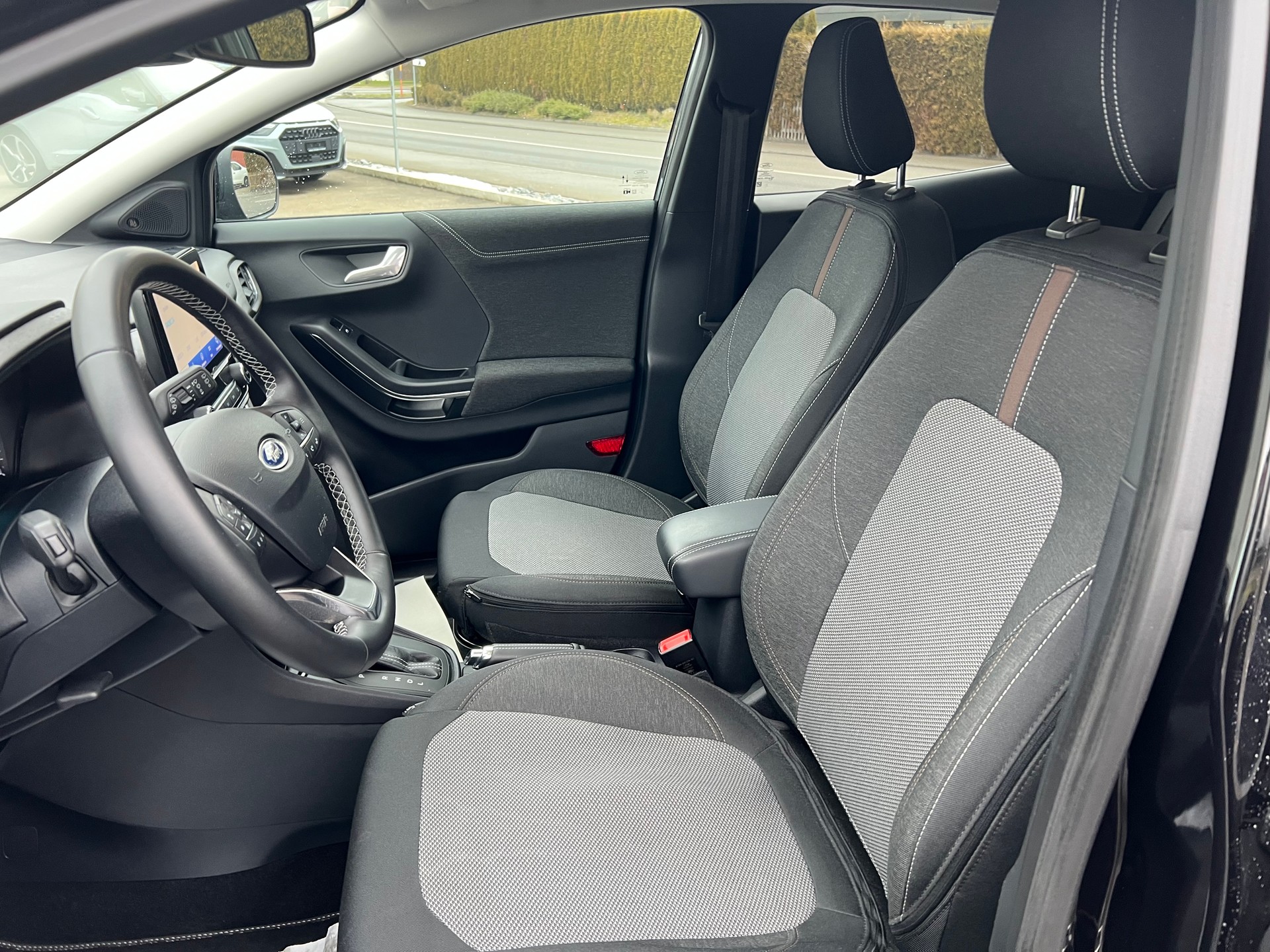 FORD Puma 1.0 SCTi Titanium X Automat-image-6