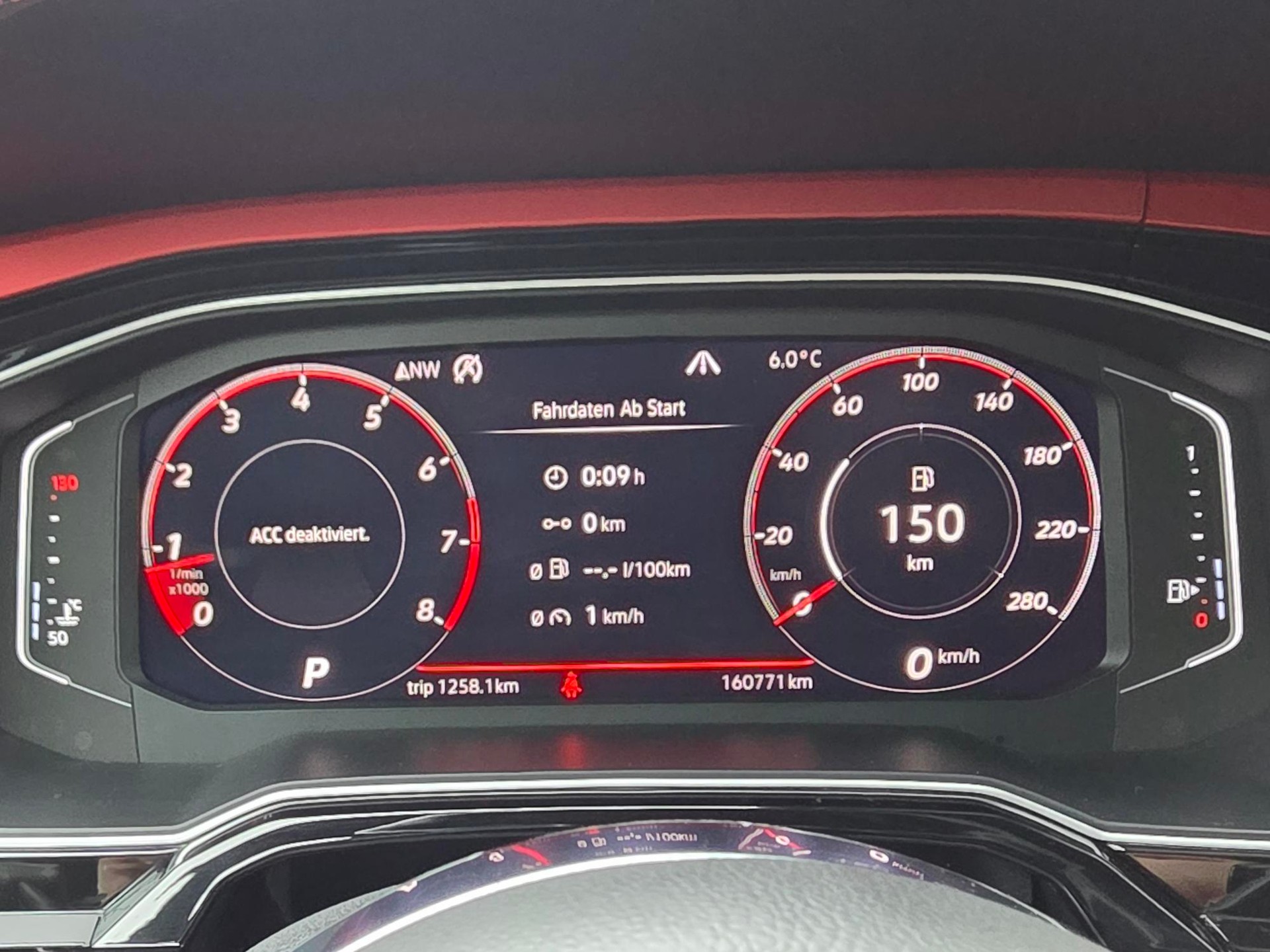 VW Polo 2.0 TSI GTI DSG ** DRIVE ASSIS. - SICHERHEITS PAKET - SPORT FAHRWERK -KEYLESS -APPLE CAR PLAY- LED - ALLES IN SCHWARZ-image-14