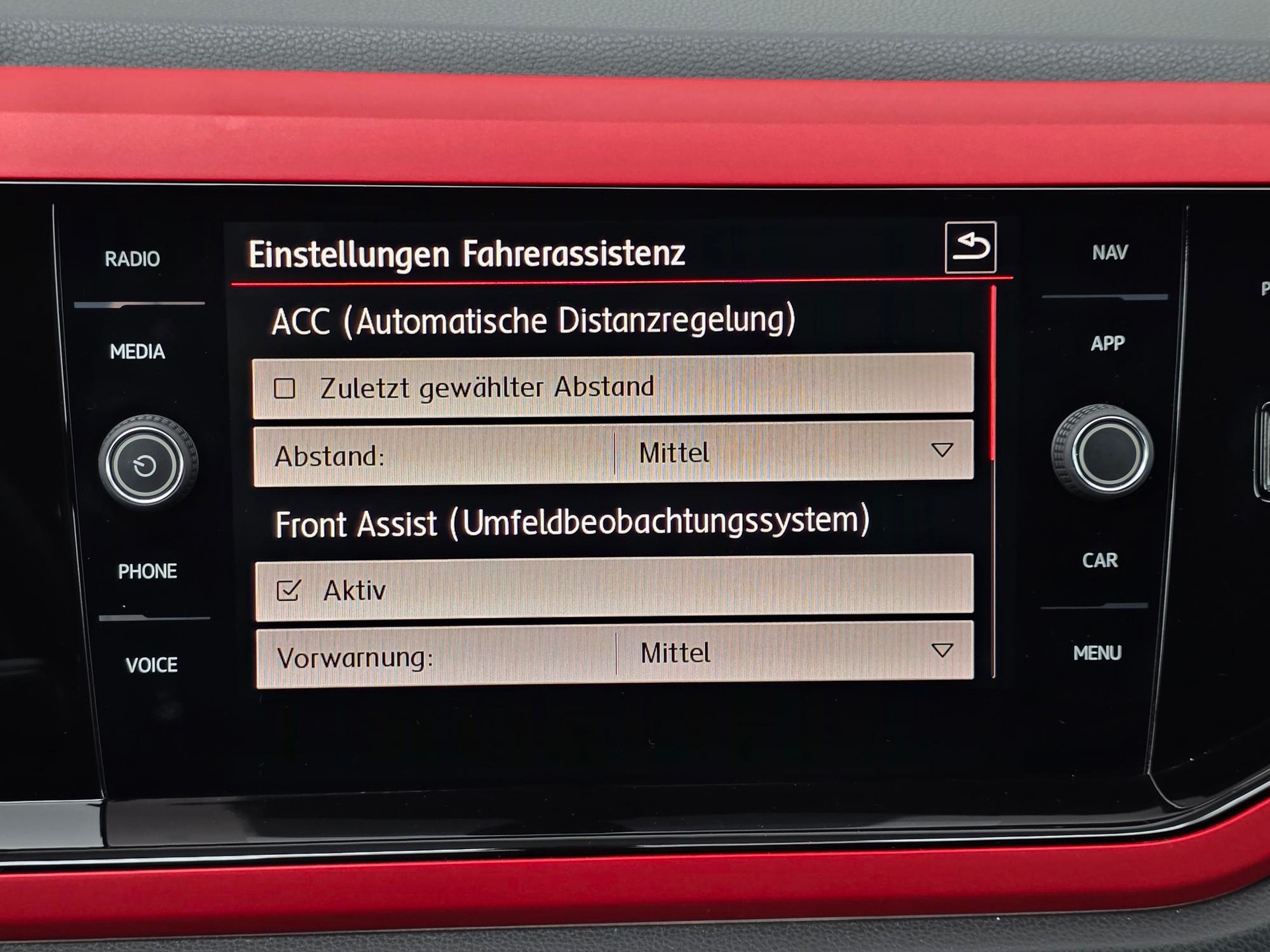 VW Polo 2.0 TSI GTI DSG ** DRIVE ASSIS. - SICHERHEITS PAKET - SPORT FAHRWERK -KEYLESS -APPLE CAR PLAY- LED - ALLES IN SCHWARZ-image-19