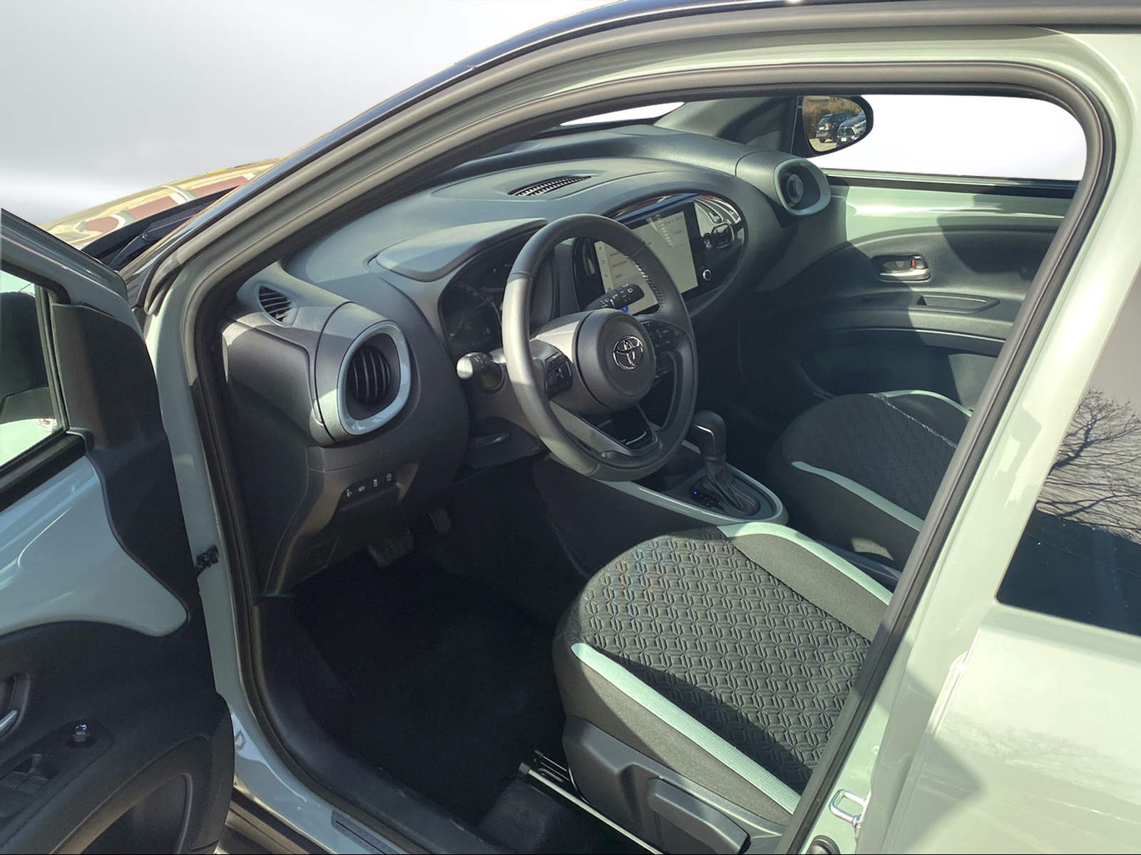 TOYOTA Aygo X 1.0 VVT-i Trend CVT-image-4