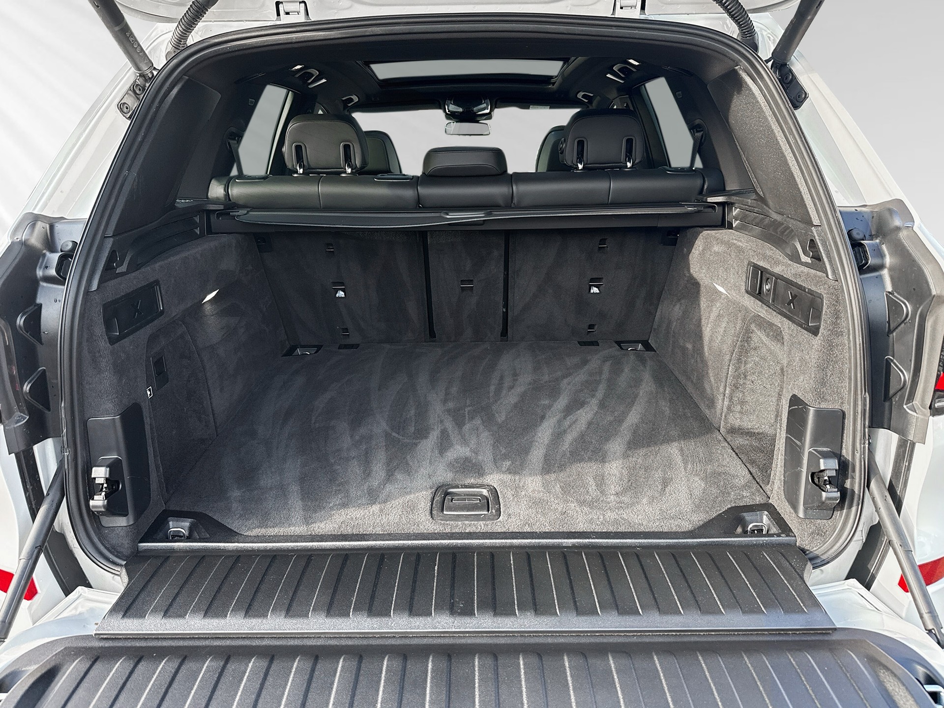 BMW X5 xDrive 48V 30d M Sport Steptronic-image-7