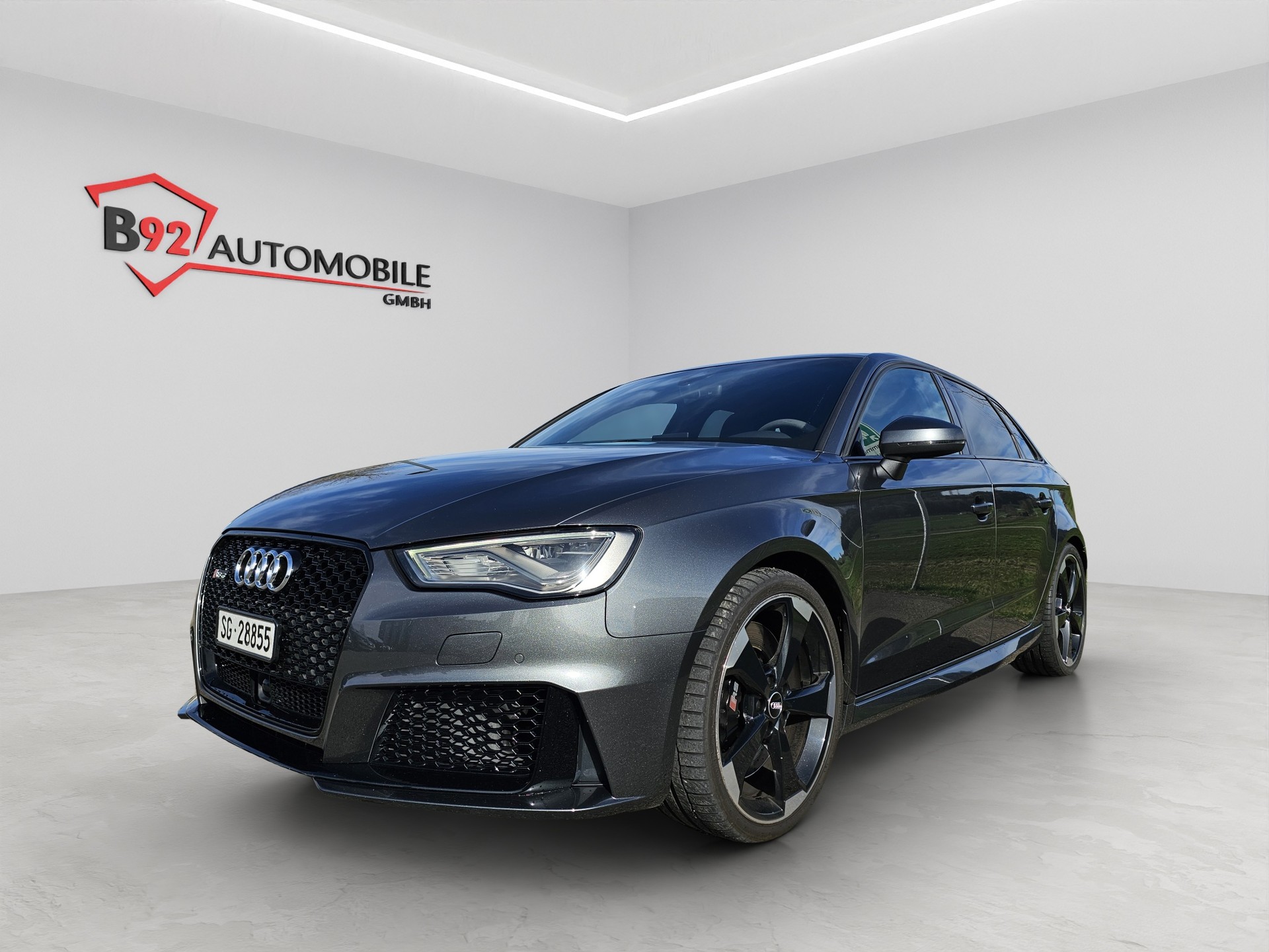 AUDI RS3 2.5 TSI quattro S-tronic