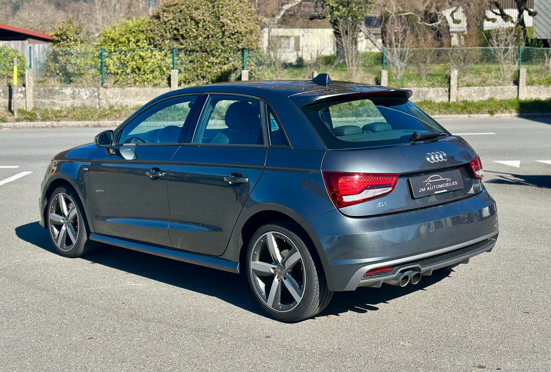 AUDI A1 Sportback 1.4 TFSI S-LINE Sport S-tronic-image-3