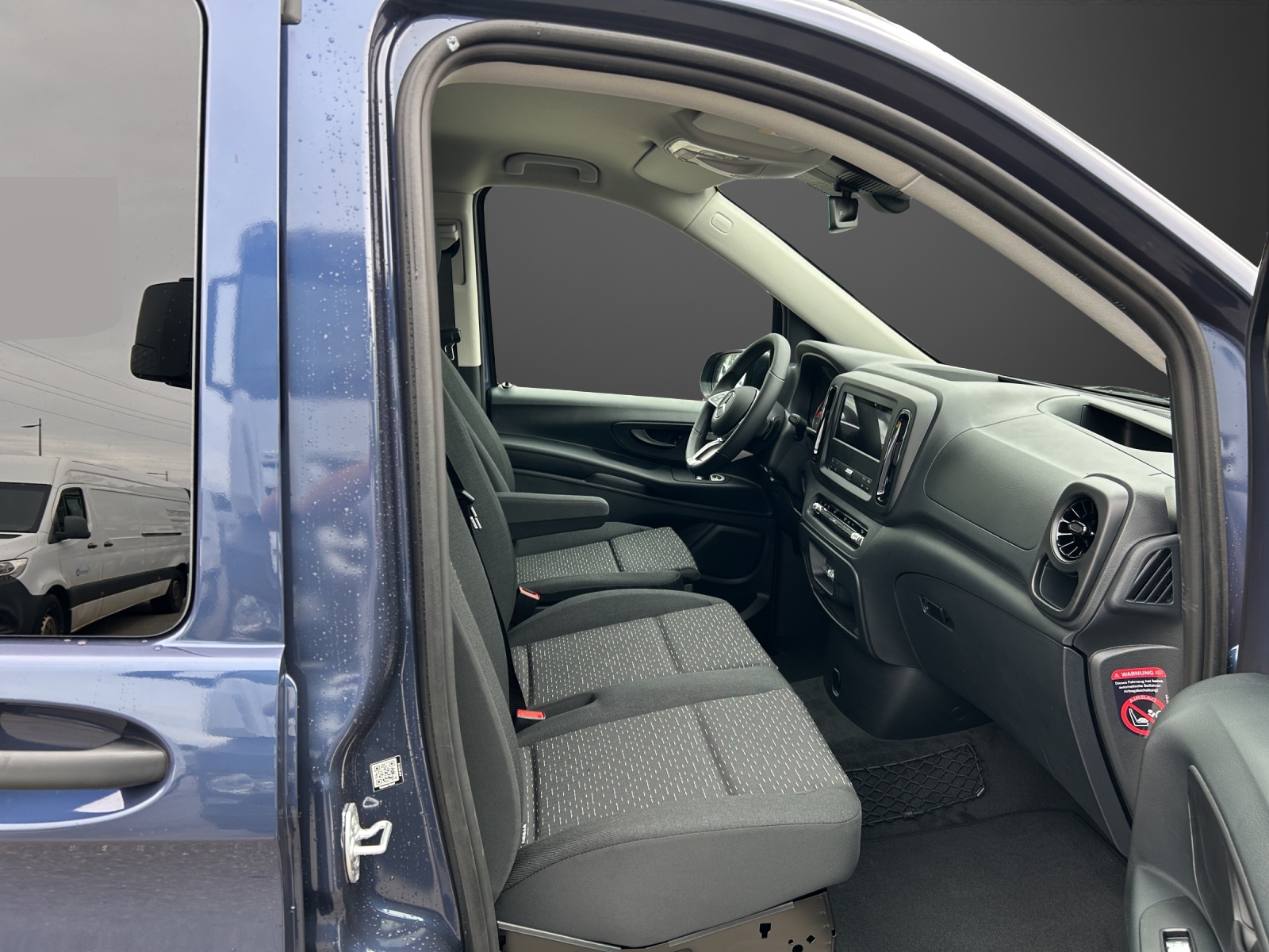 MERCEDES-BENZ Vito 119 CDI Lang Tourer 9G-Tronic 4M Pro-image-9