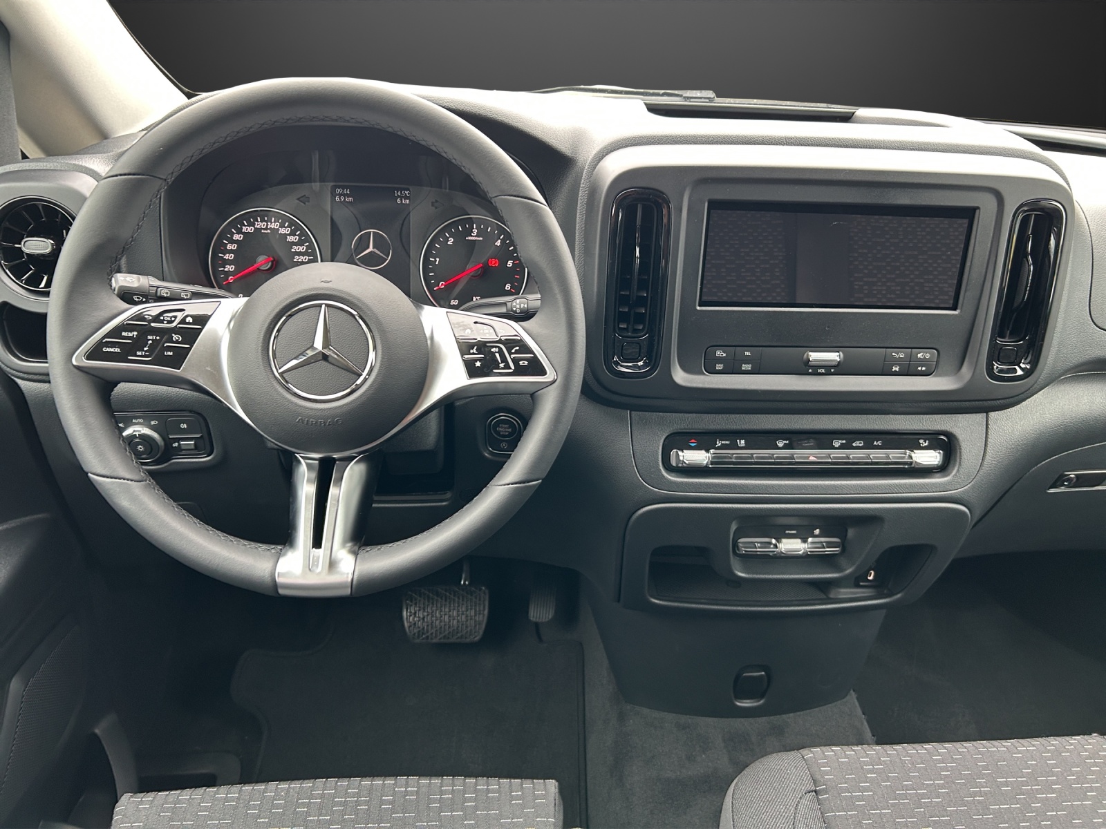 MERCEDES-BENZ Vito 119 CDI Lang Tourer 9G-Tronic 4M Pro-image-8