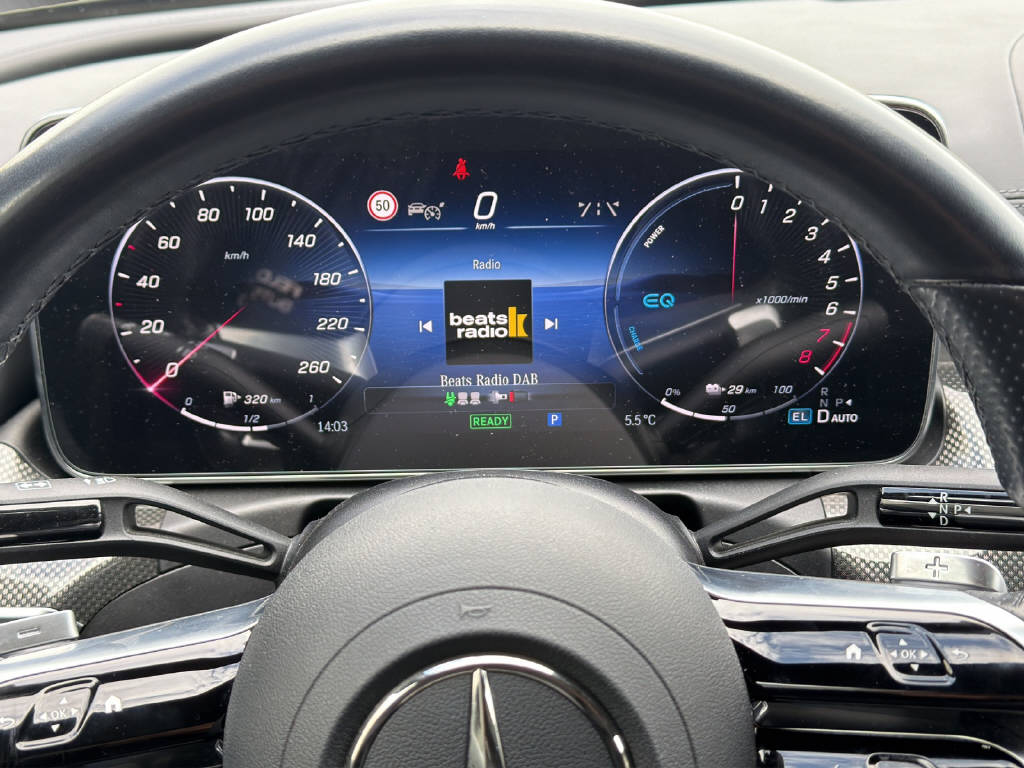 MERCEDES-BENZ C 300 e AMG Line **Mercedes Garantie bis 09.2027**-image-12