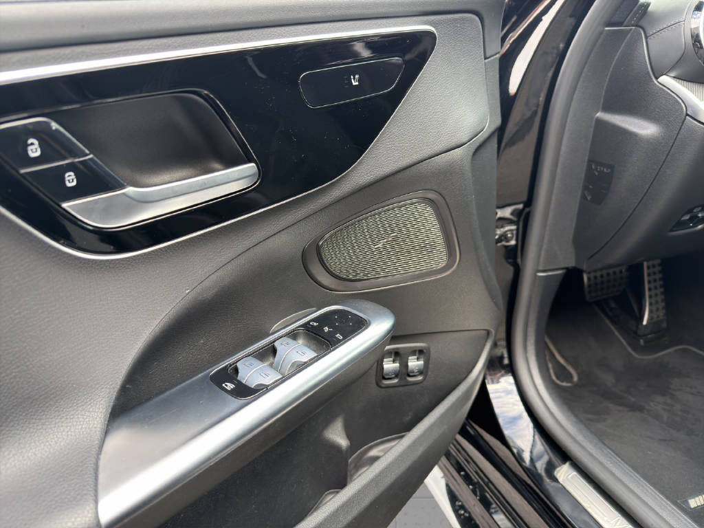 MERCEDES-BENZ C 300 e AMG Line **Mercedes Garantie bis 09.2027**-image-15