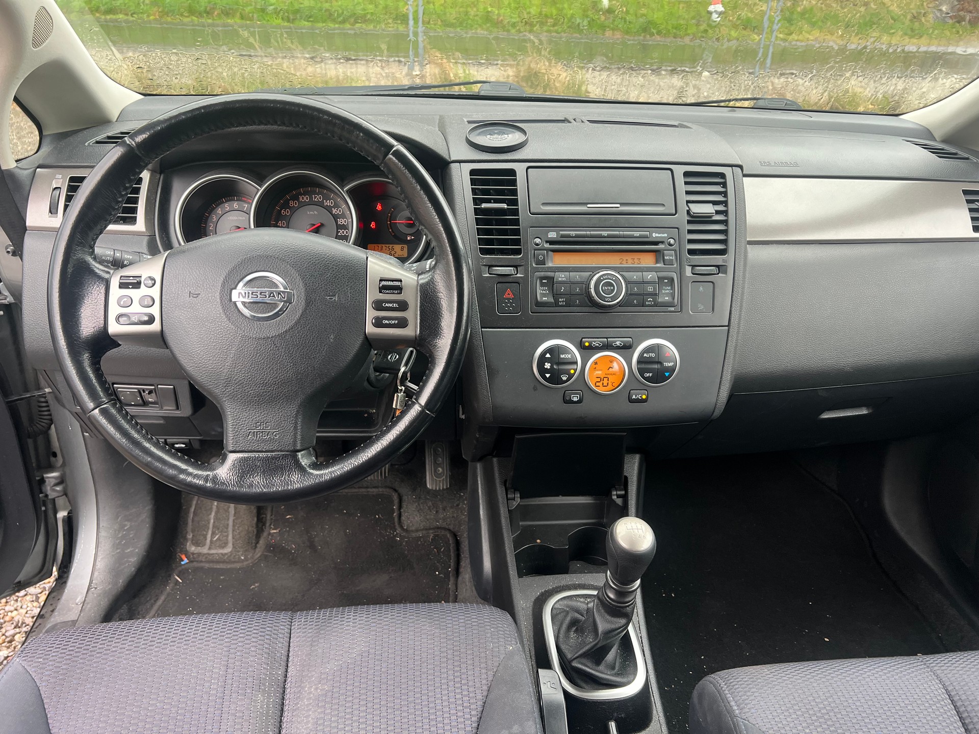 NISSAN Tiida 1.8 tekna-image-7