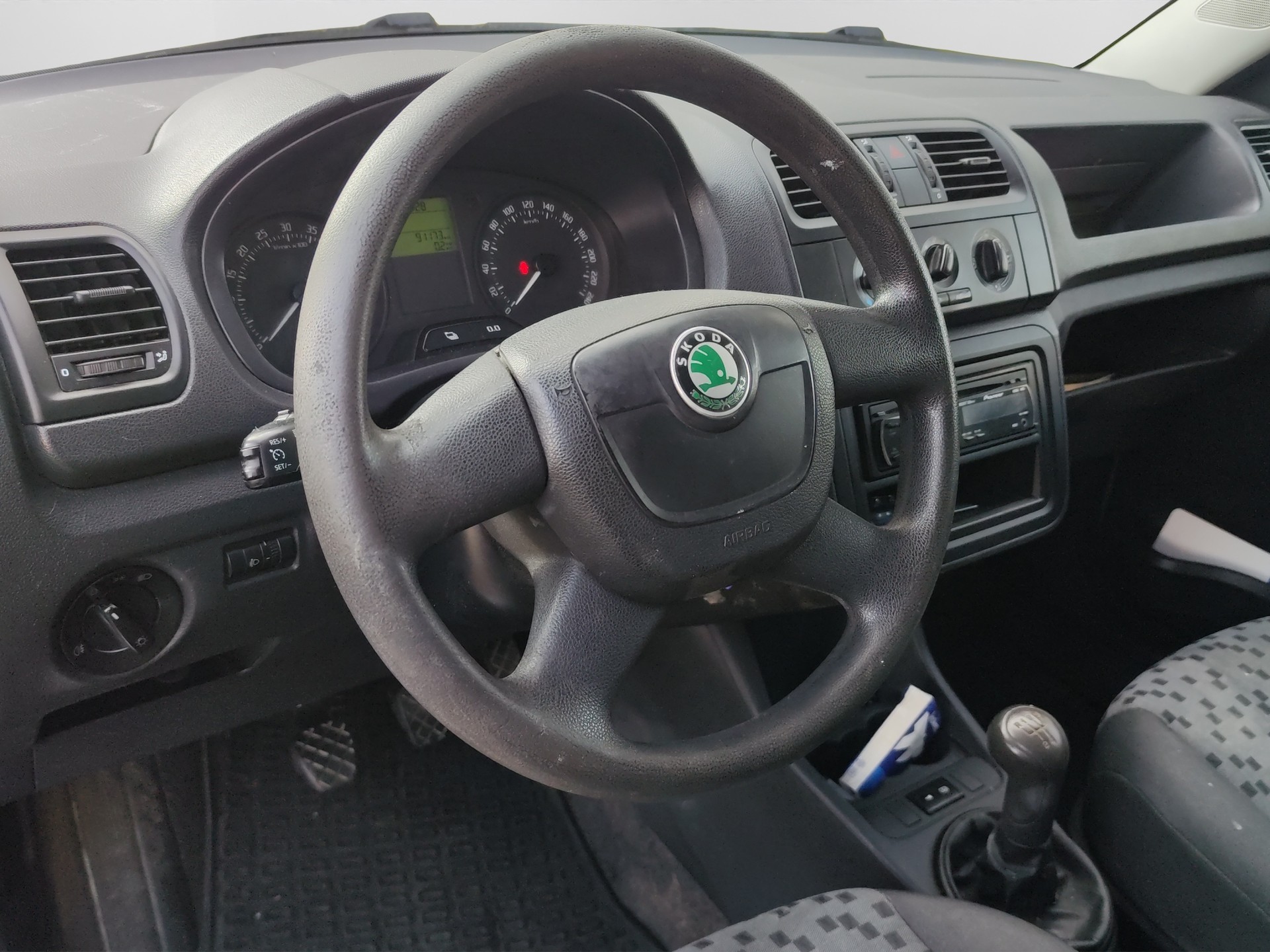 SKODA Praktik 1.2 TDI-image-9