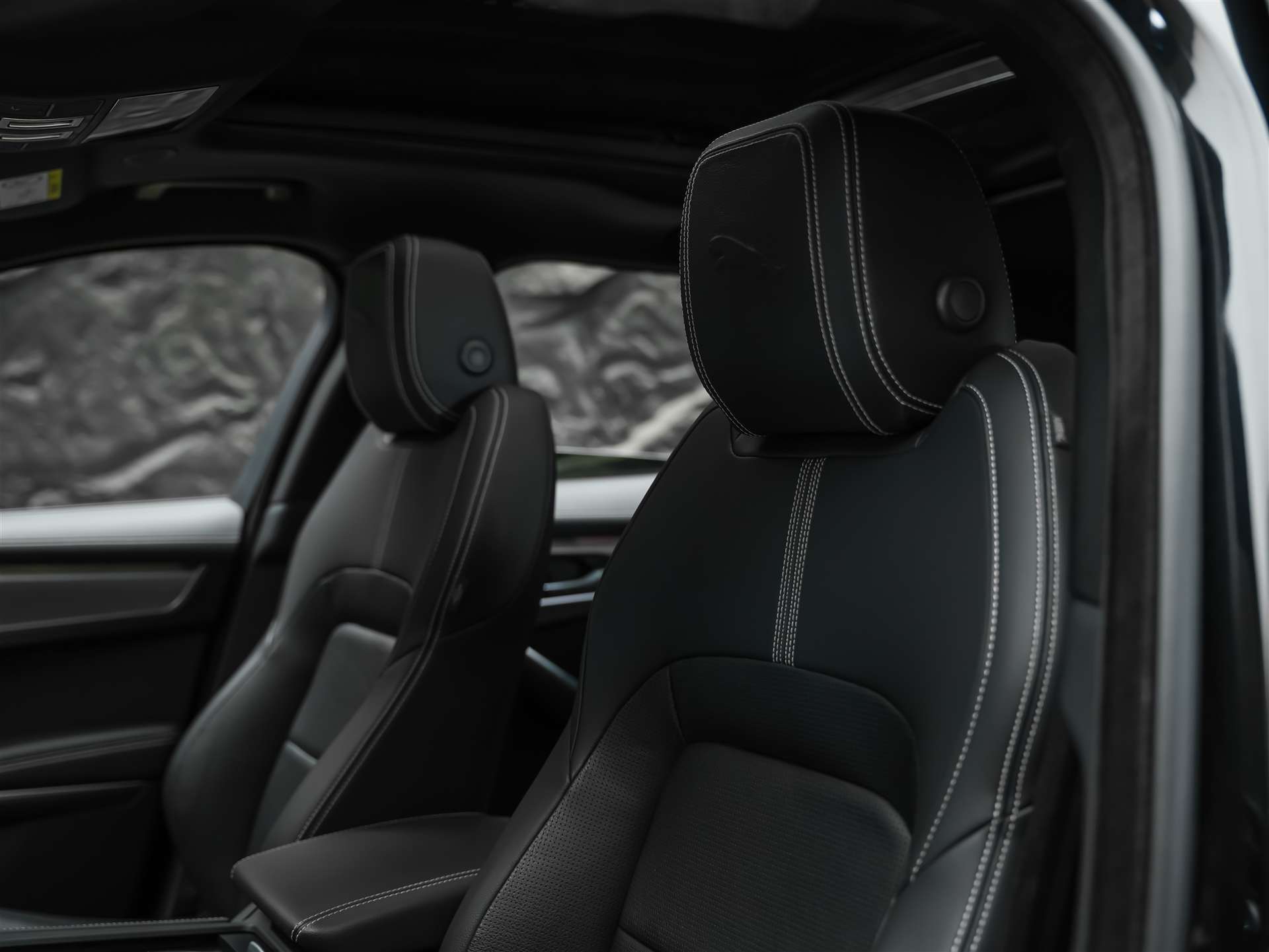 JAGUAR F-Pace 3.0 D I6 R-Dynamic SE AWD *Facelift*Panorama*Head-Up*-image-10