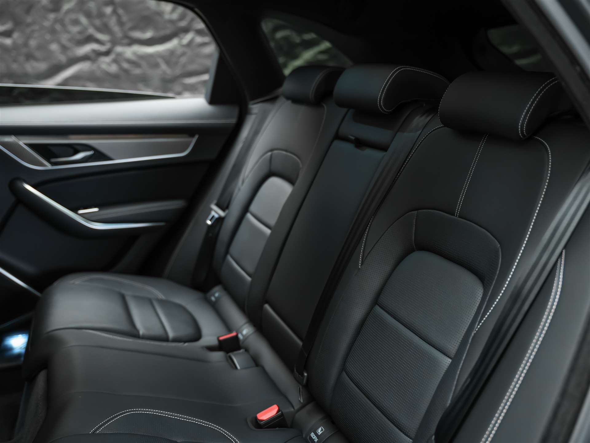 JAGUAR F-Pace 3.0 D I6 R-Dynamic SE AWD *Facelift*Panorama*Head-Up*-image-13
