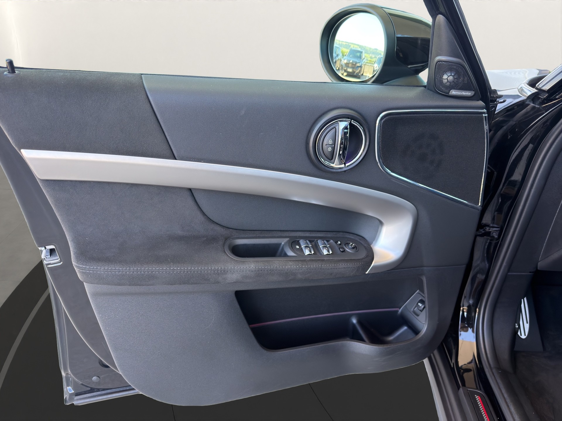 MINI Countryman JCW ALL4-image-17