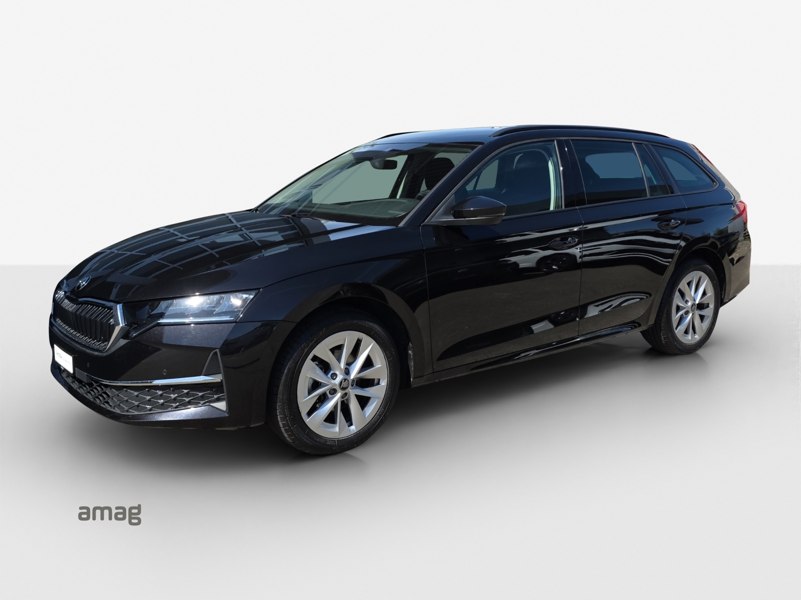SKODA Octavia Combi 1.5 TSI mHEV DSG Dynamic