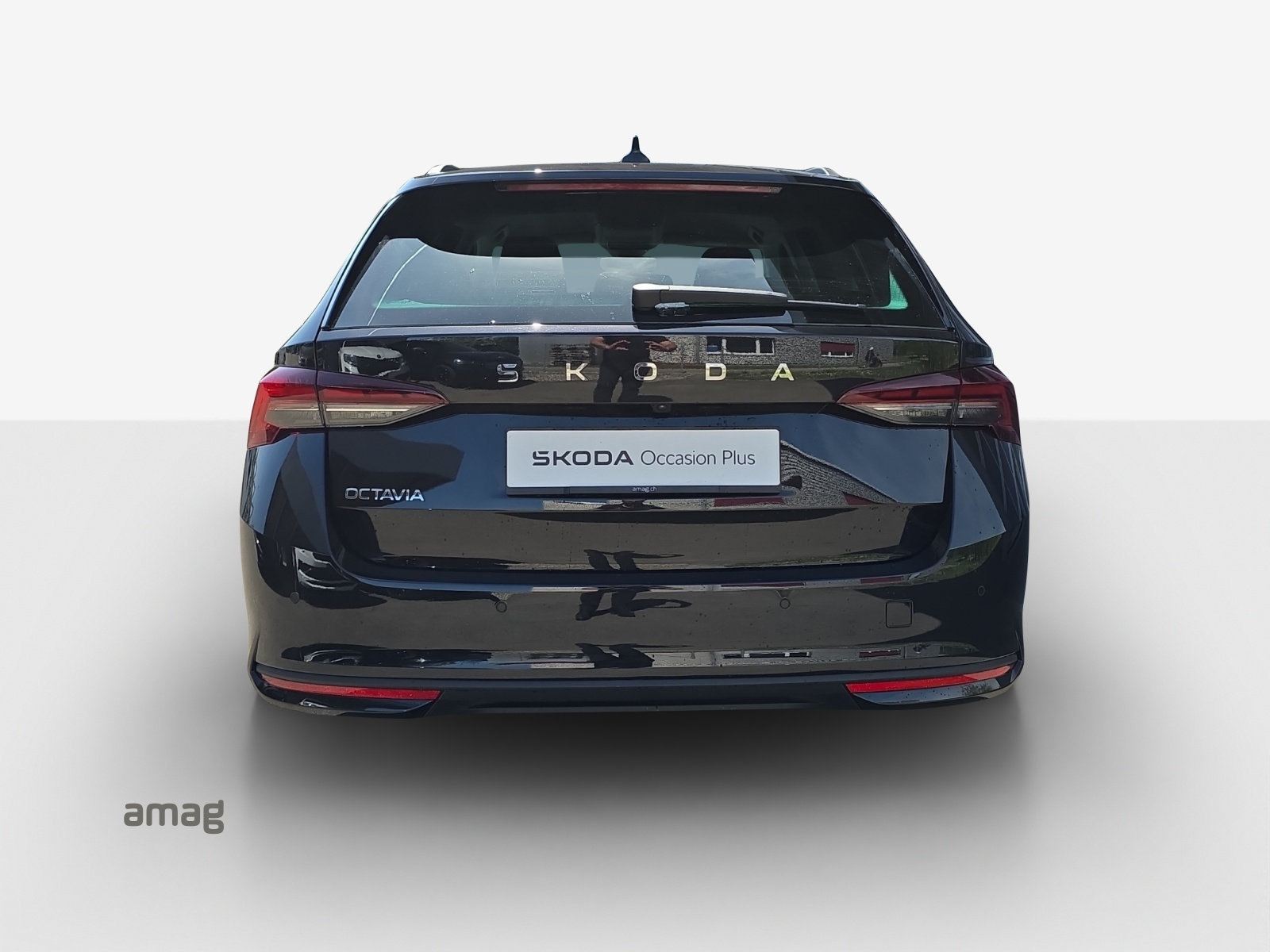 SKODA Octavia Combi 1.5 TSI mHEV DSG Dynamic-showroom-element-3