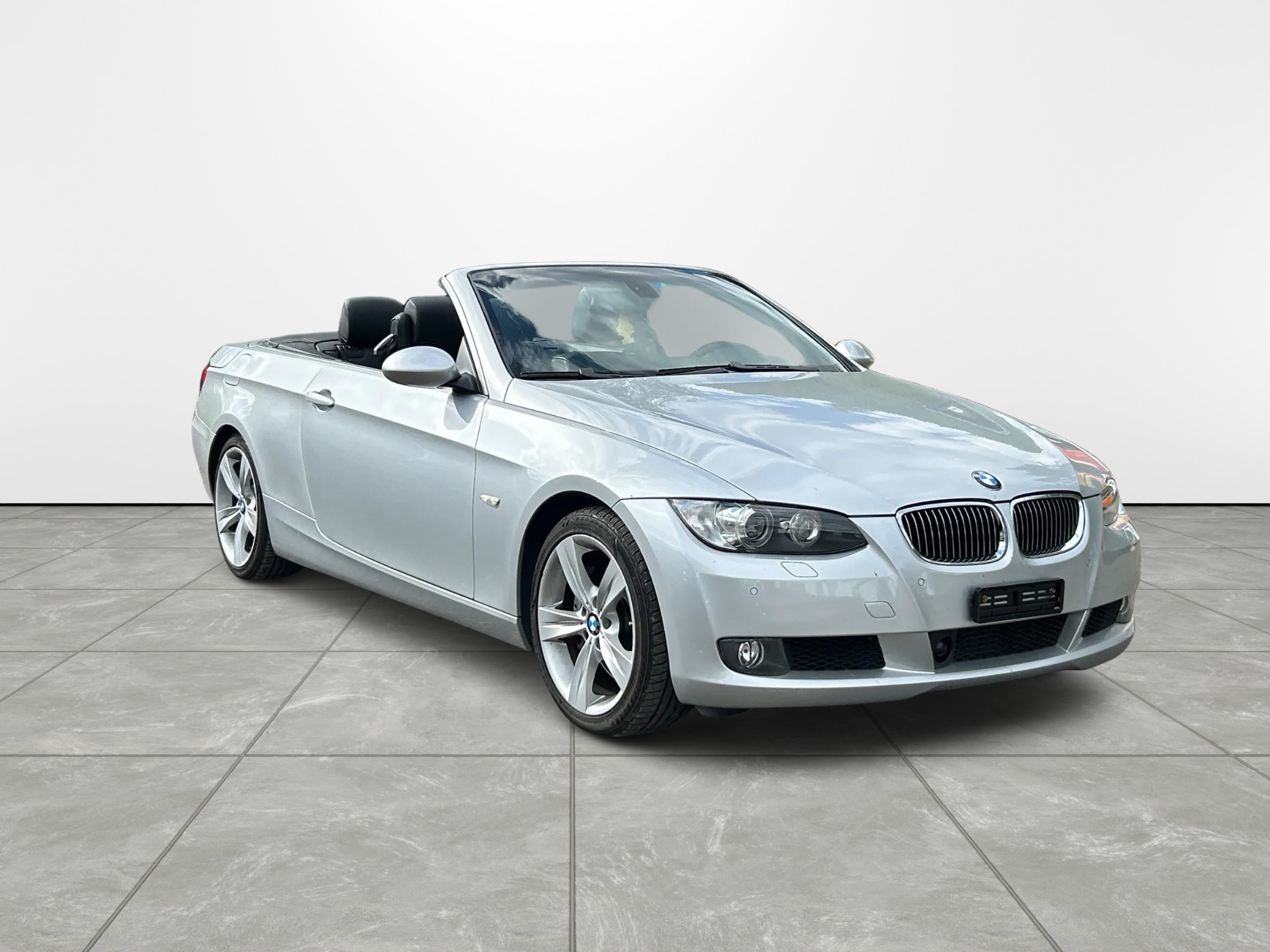 BMW 335i Cabriolet Steptronic-image-2