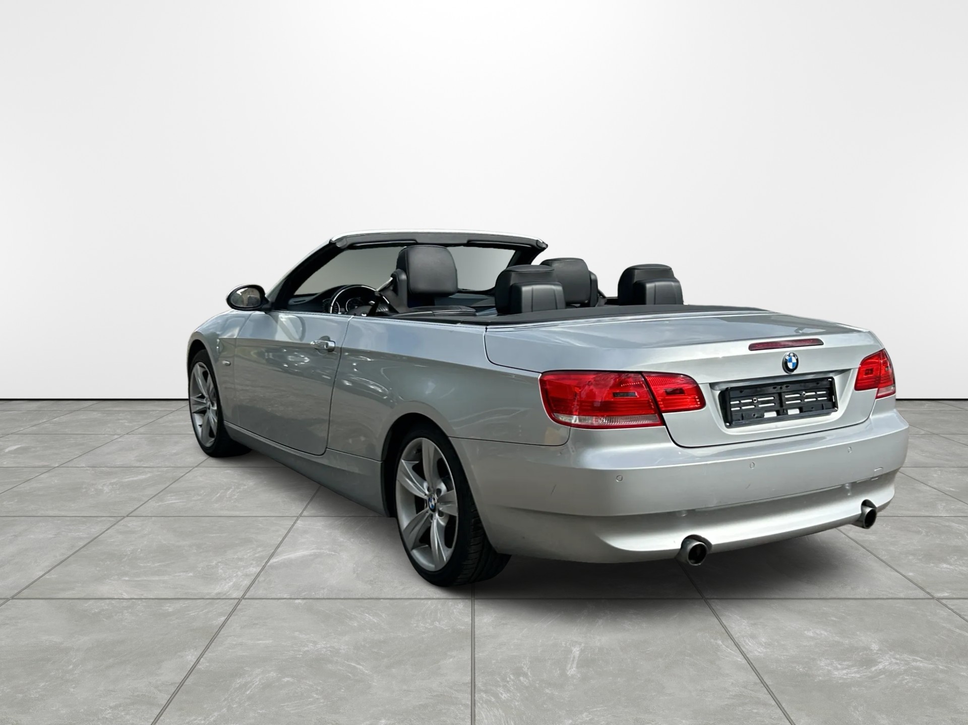BMW 335i Cabriolet Steptronic-image-1