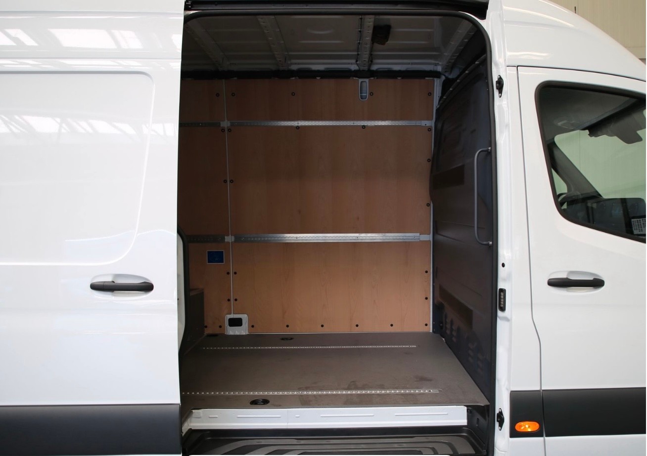 MERCEDES-BENZ Sprinter 317 Kaw. 3665 S 2.0 CDI 170 RHD-image-7