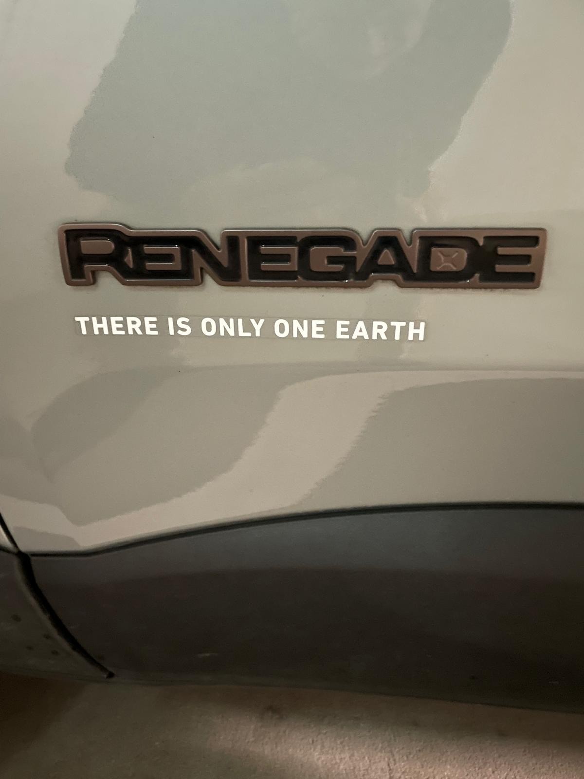 JEEP Renegade 1.5 Turbo Upland Plus MHEV-image-9