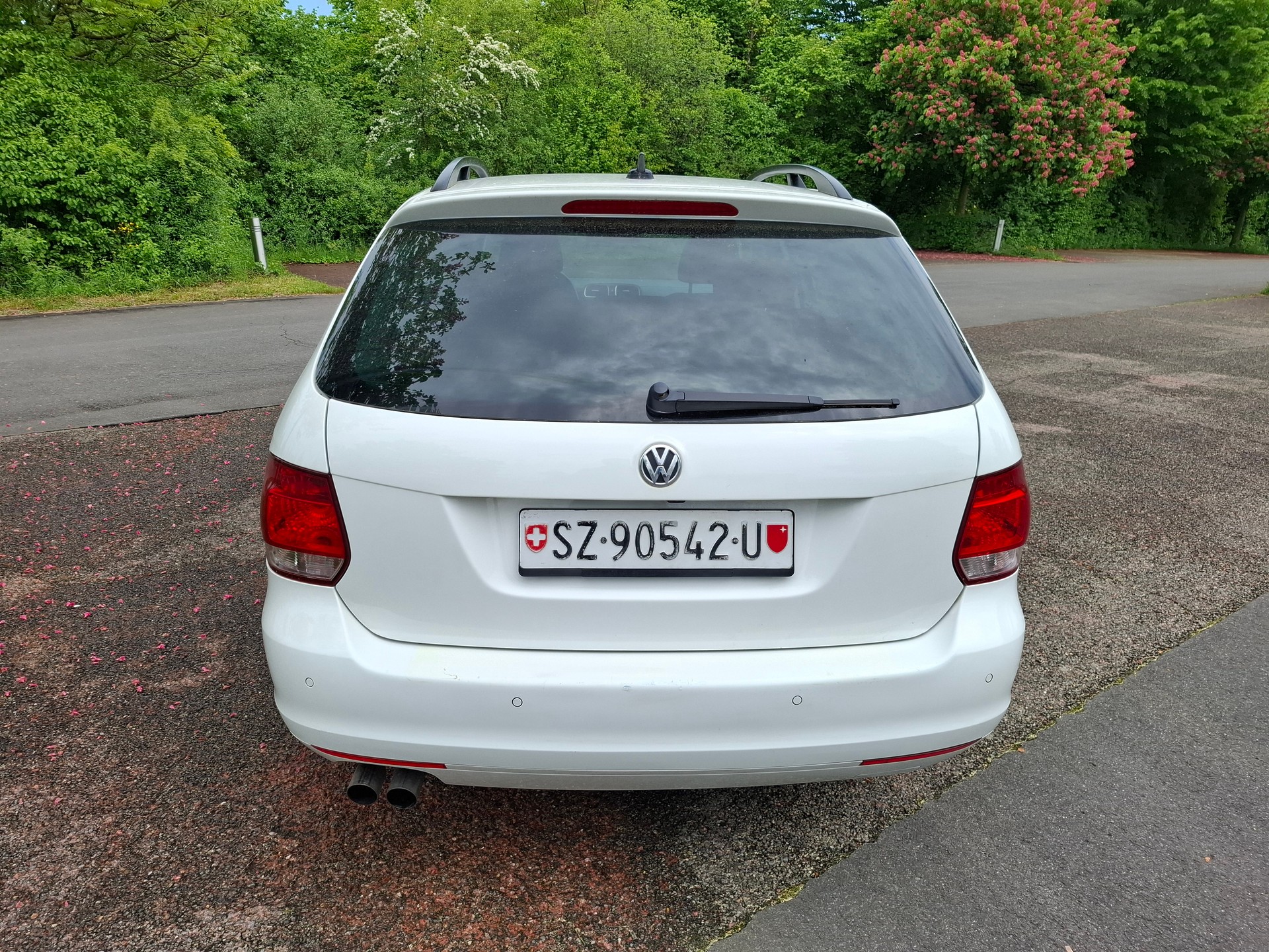 VW Golf Variant 1.6 TDI Team 4Motion-image-7