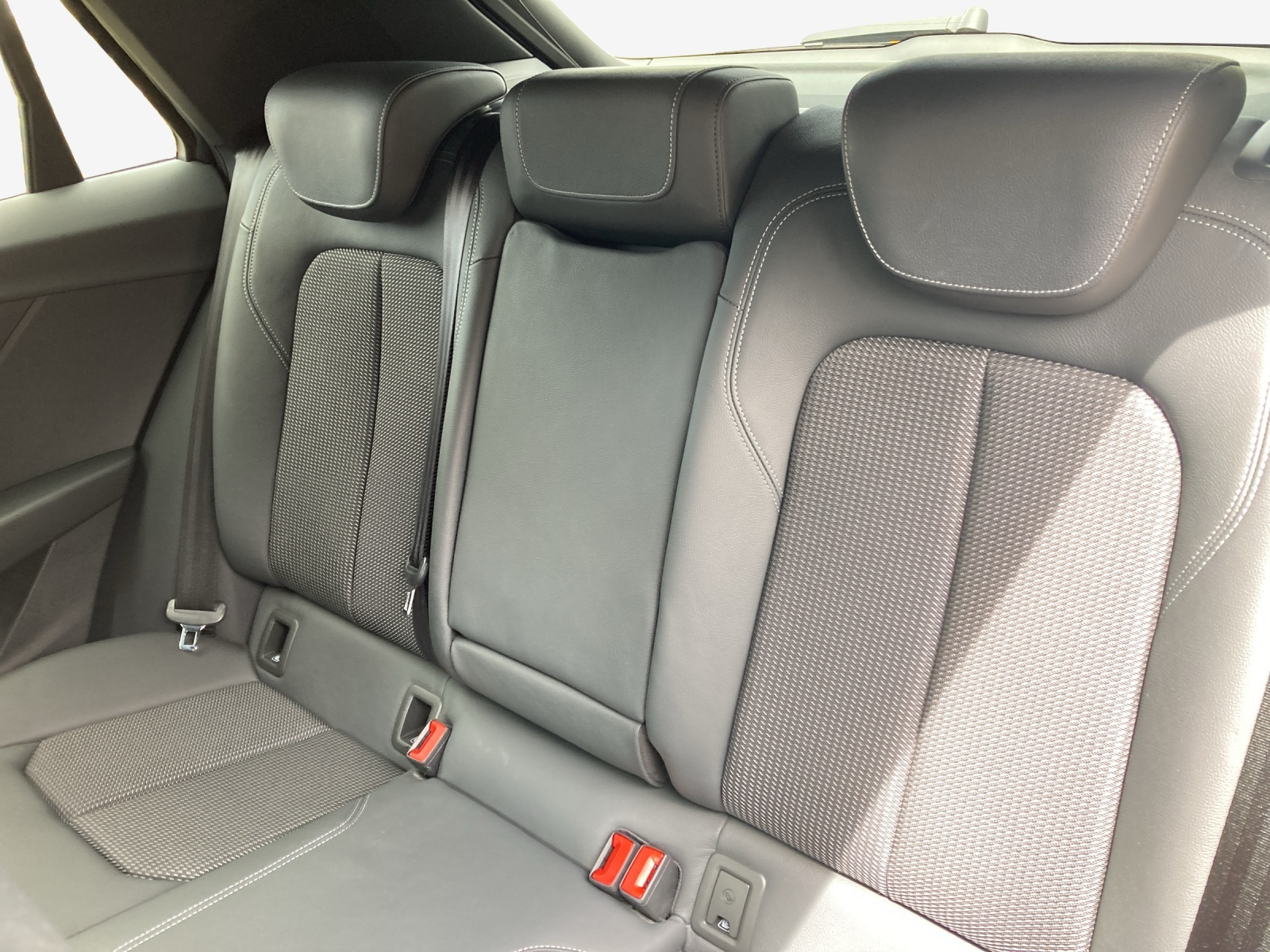 AUDI Q2 35 TFSI S-tronic-image-11
